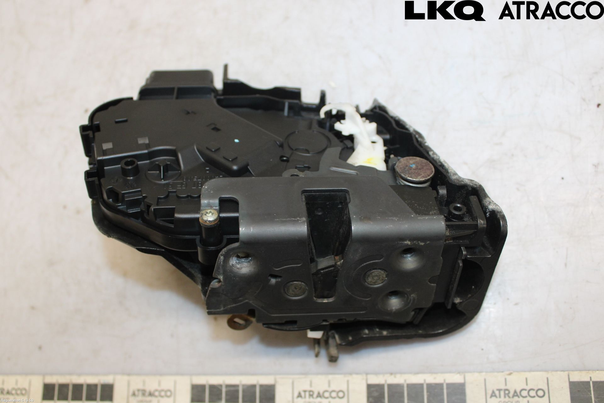 Volvo V50 04-07 Dørlås - Låsekasse