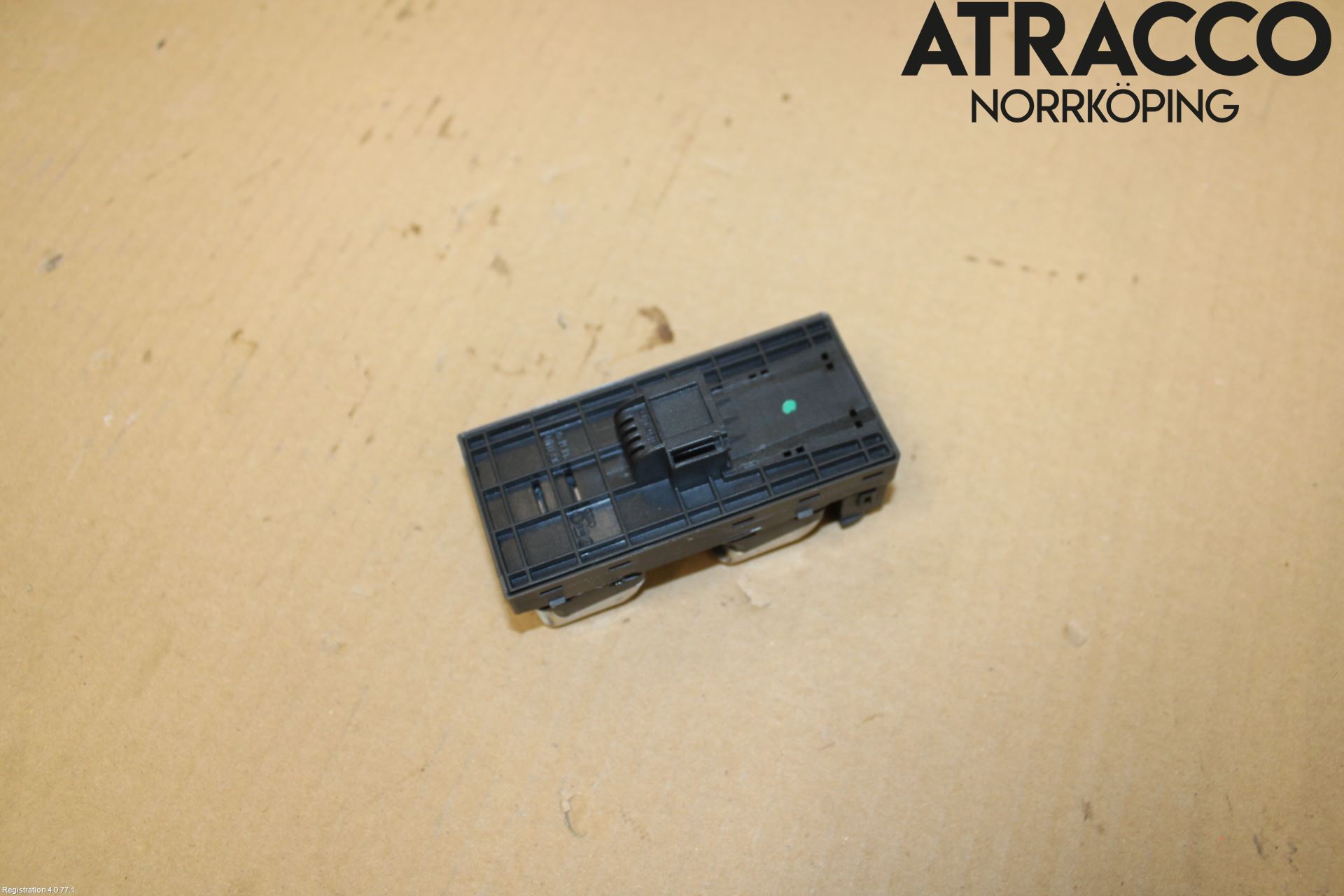 Audi A4 12-15 Bryter Vindusheis