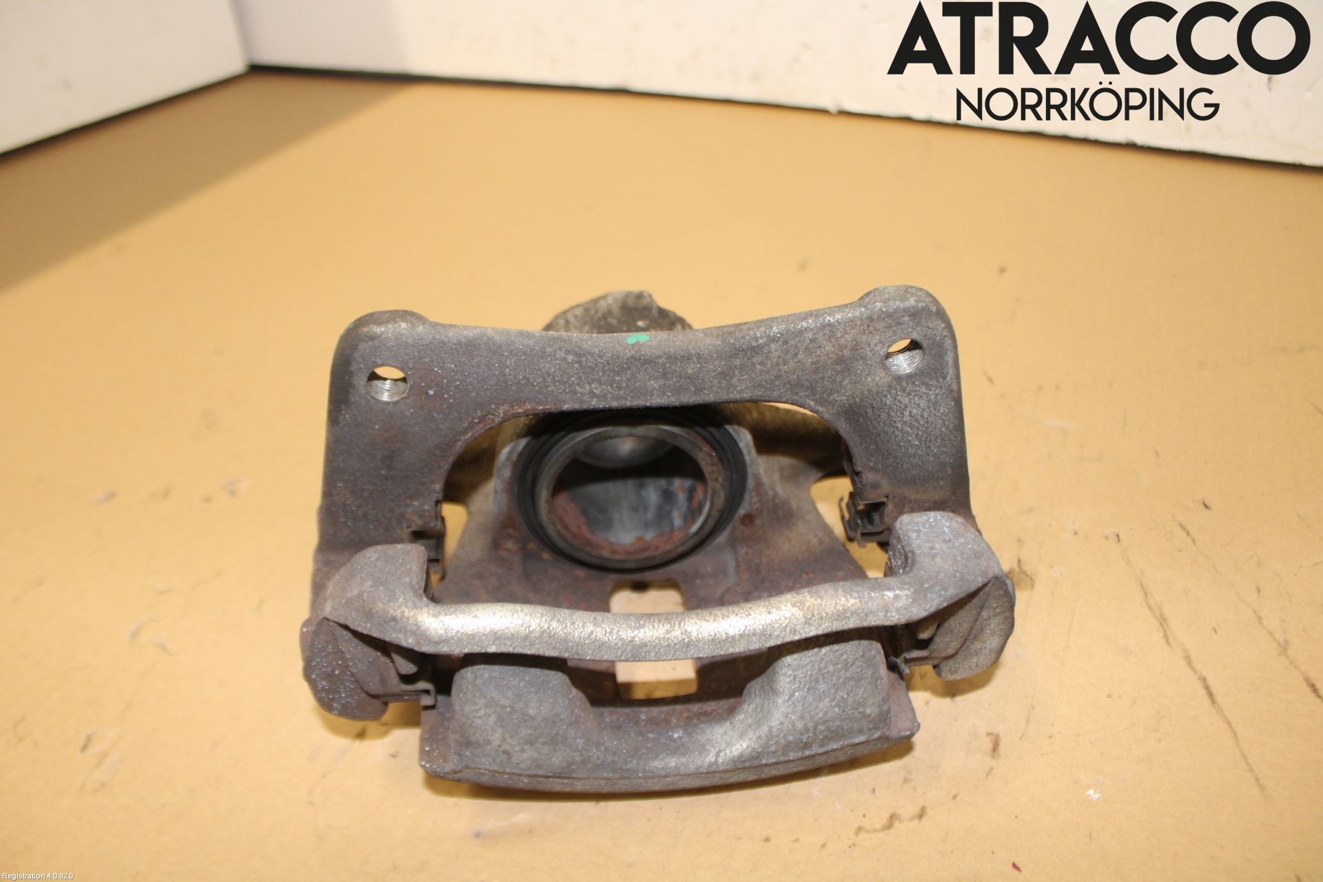 Toyota C-HR 16-23 Bremsecaliper Foran Høyre