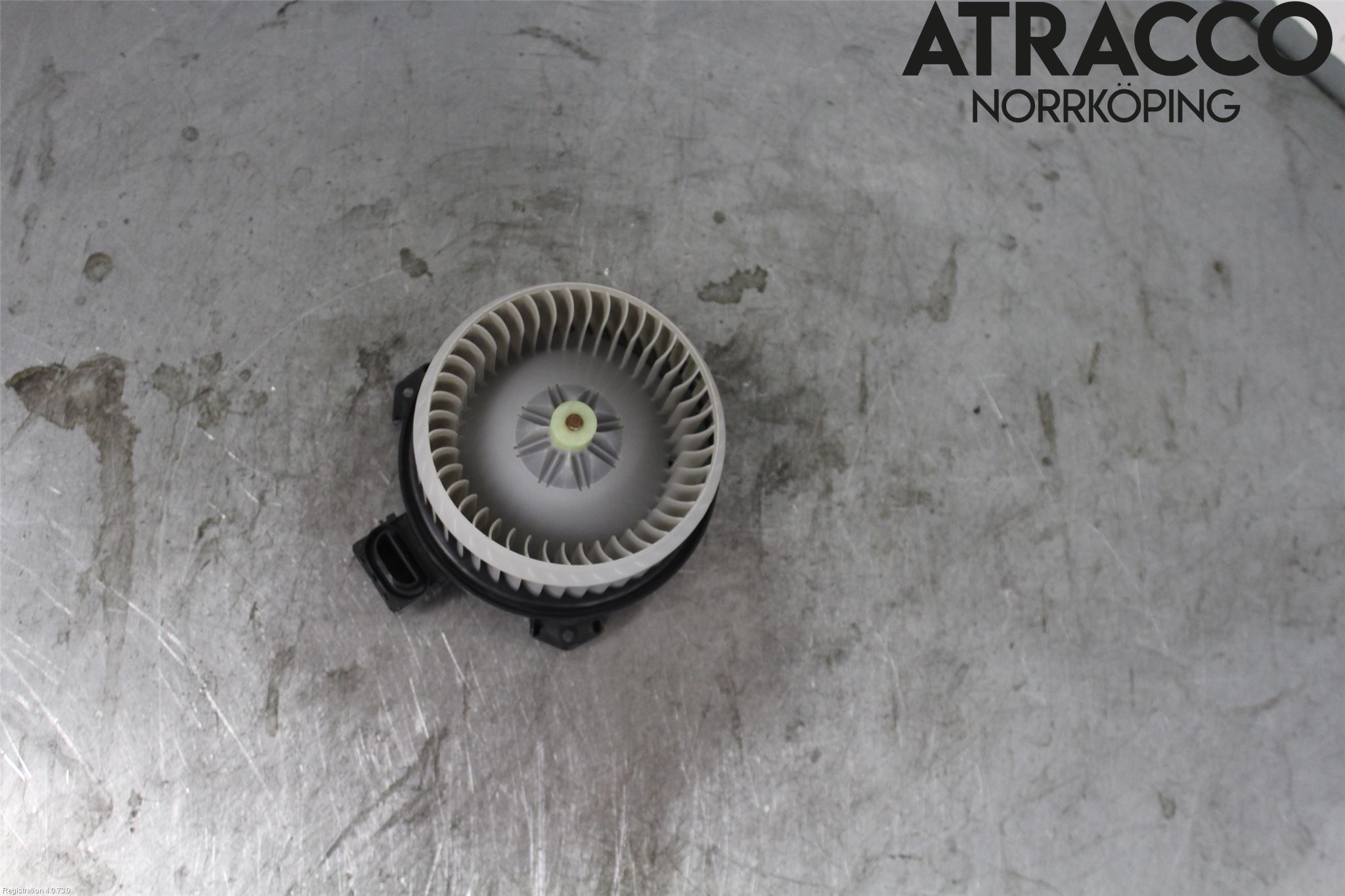Toyota YARIS XP130 12-14 Varmeapparat Viftemotor