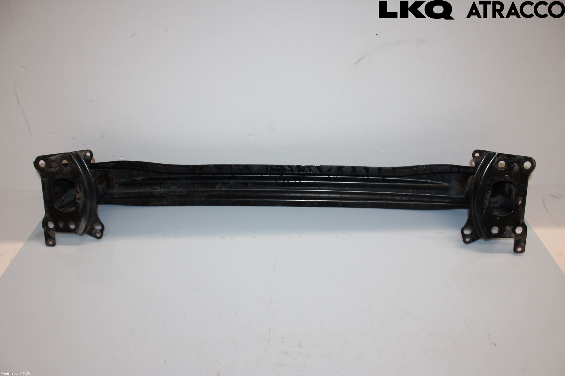 Volkswagen VW CADDY      04-10 Støtfanger Foran Bjelke