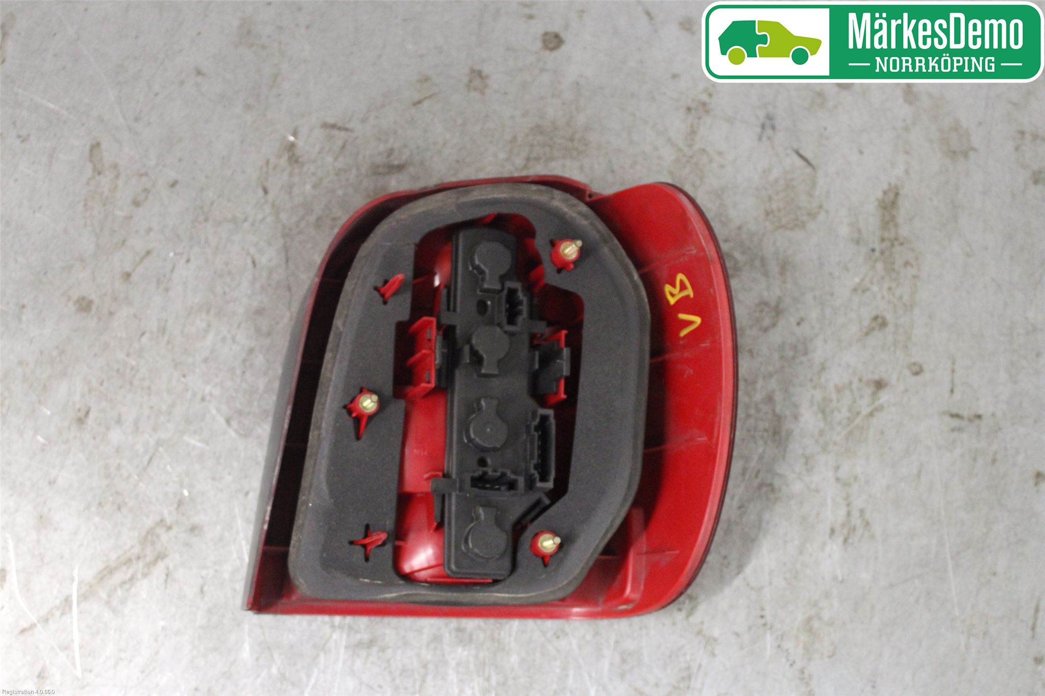 Volkswagen VW POLO 95-01 Baklykt Venstre
