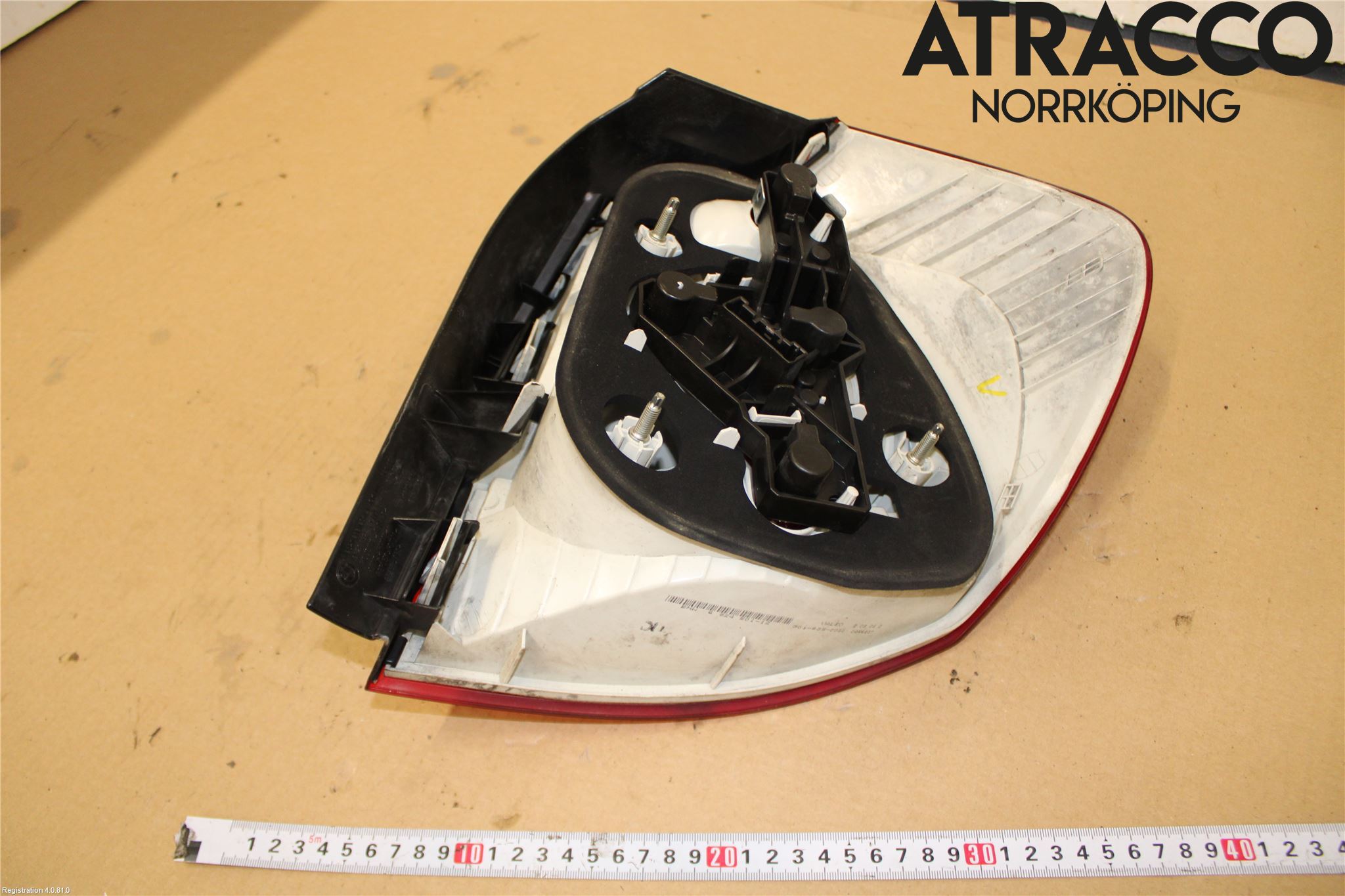 BMW 1 E87/81 5D/3D 03-11 Baklykt Venstre
