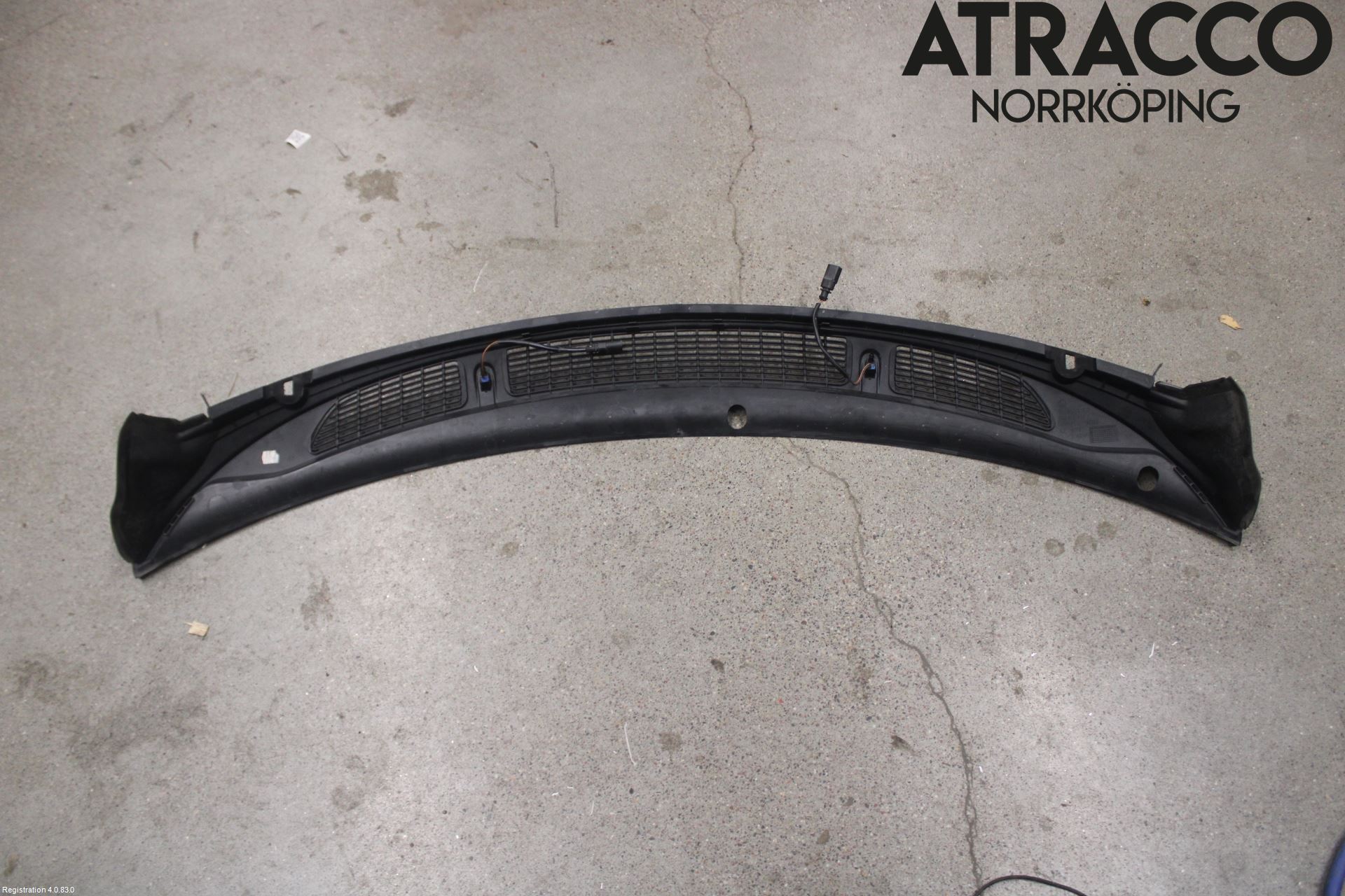 Skoda FABIA 07-14 Visker Deksel-Grill-Under Frr