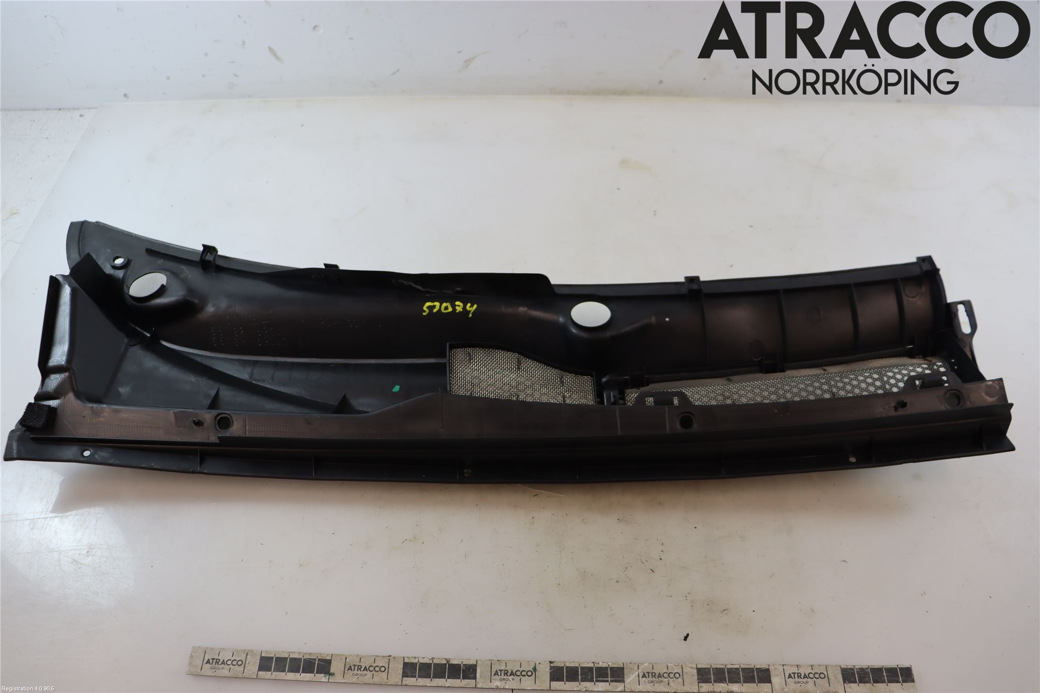Toyota YARIS P1 99-03 Visker Deksel-Grill-Under Frr