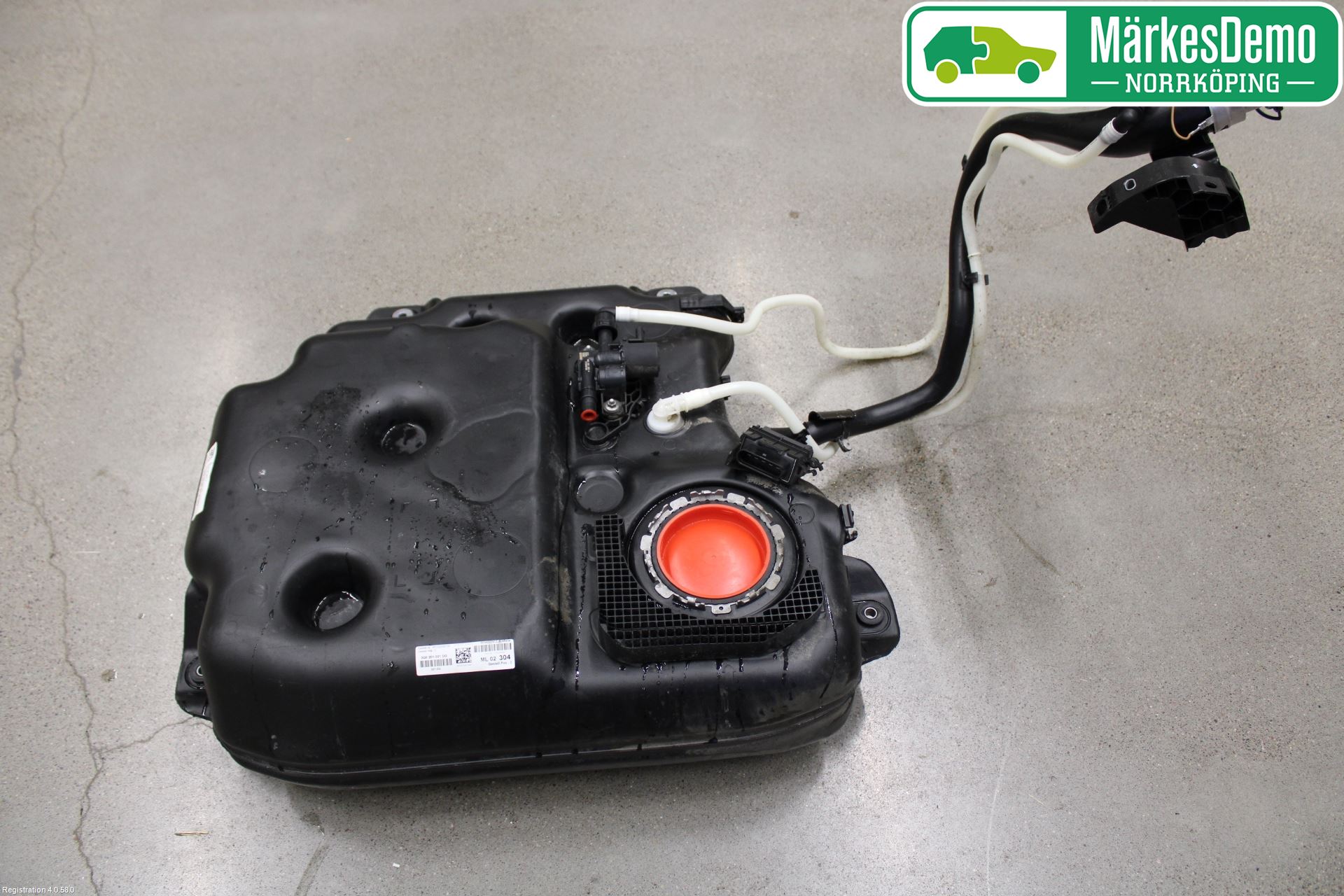 Volkswagen VW PASSAT 15-19 Drivstofftank Innsprøytning