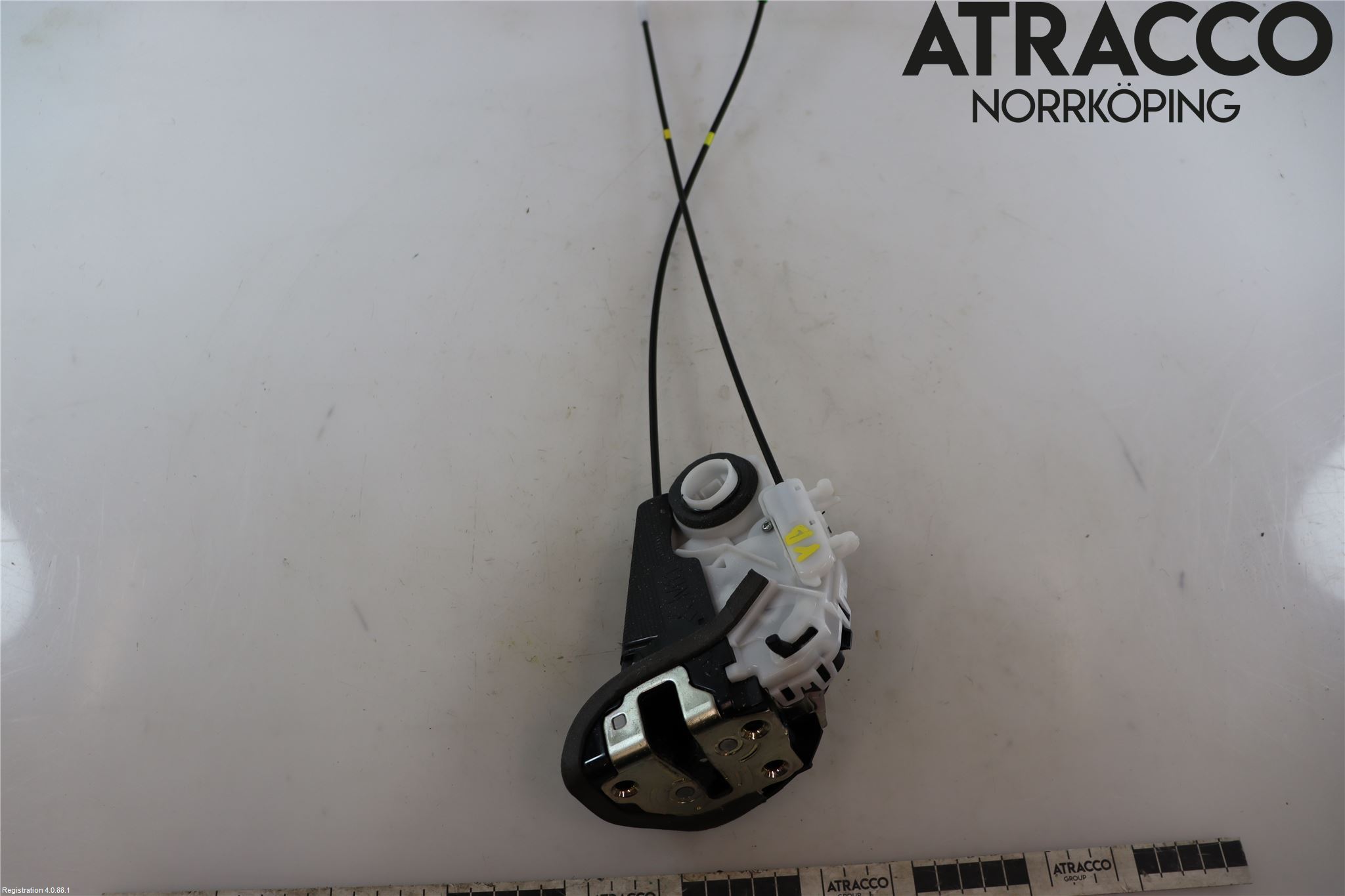 Toyota YARIS XP130 15-20 Dørlås - Låsekasse