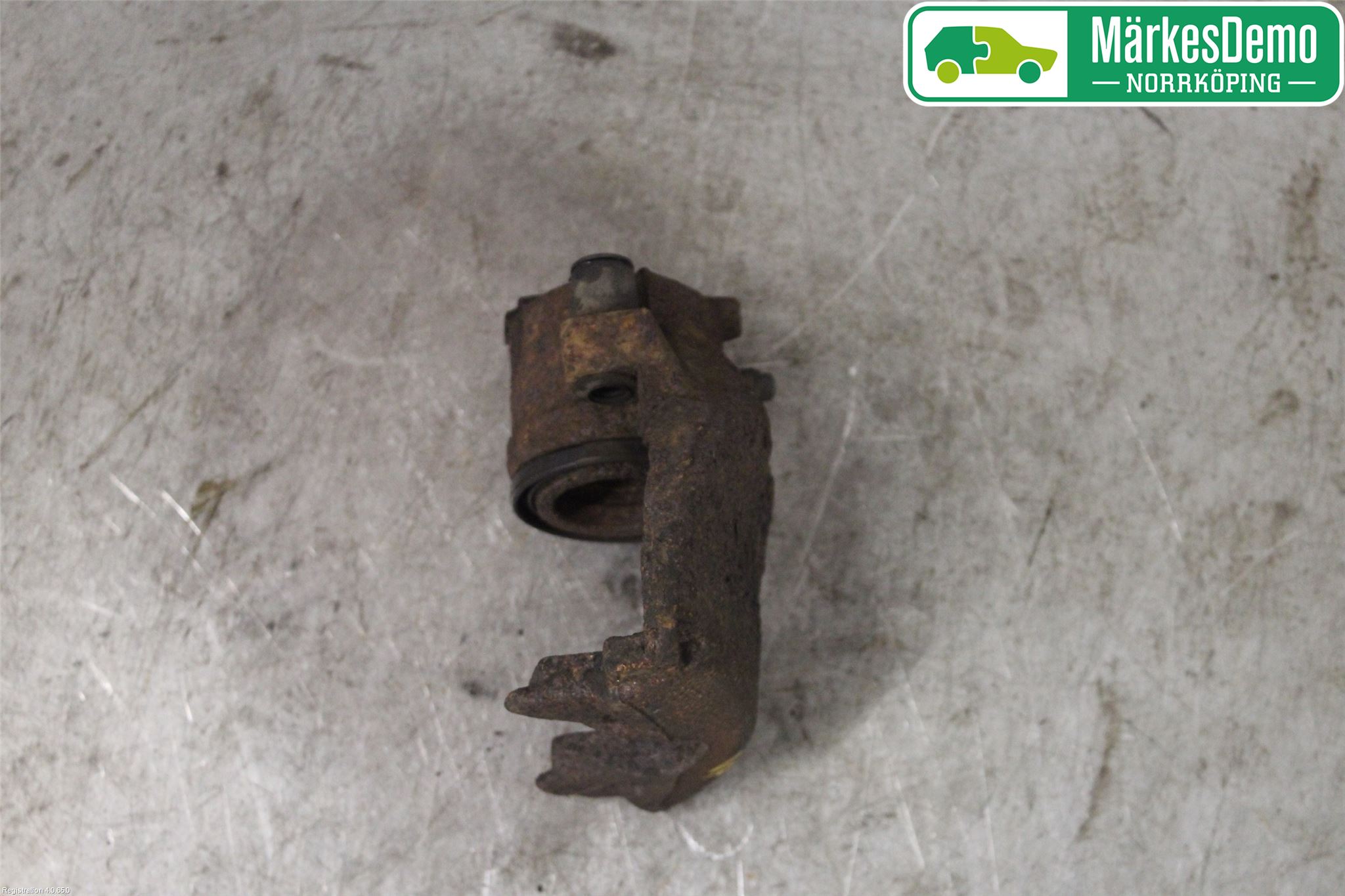 Saab 9-5     06-10 Bremsecaliper Foran Venstre