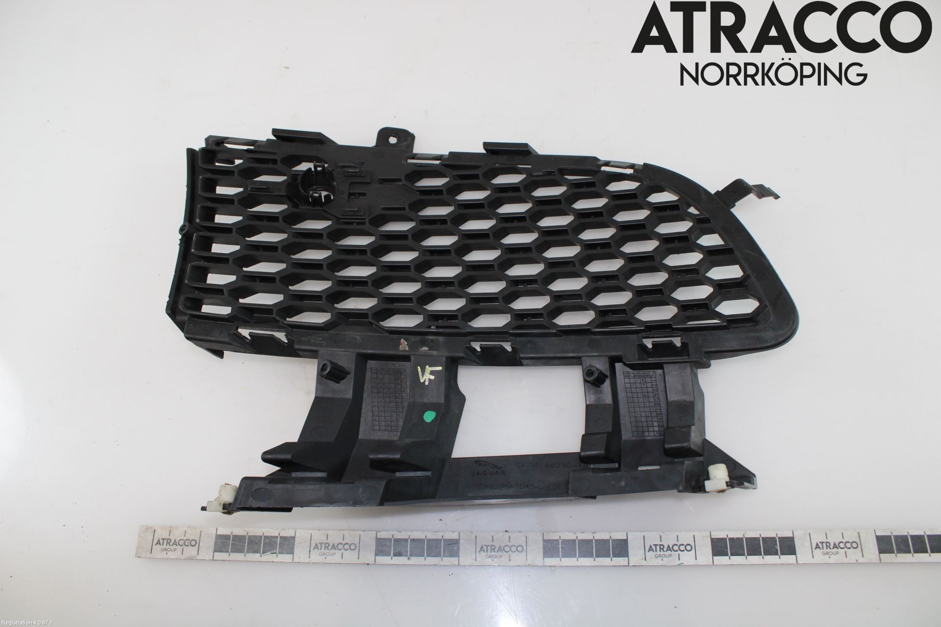 Jaguar XE (X760) 15-24 Grilldel Venstre