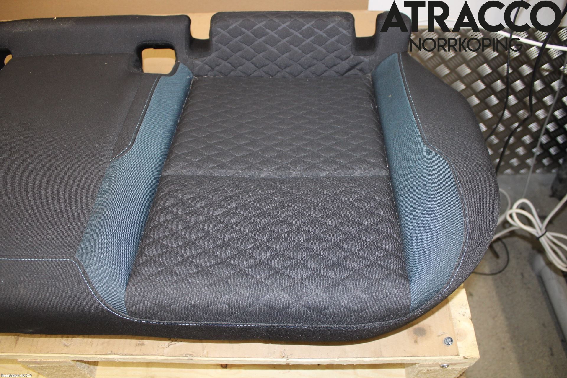 Volkswagen VW GOLF / E-GOLF VII 13-20 Innr Sete Bak Sittepute