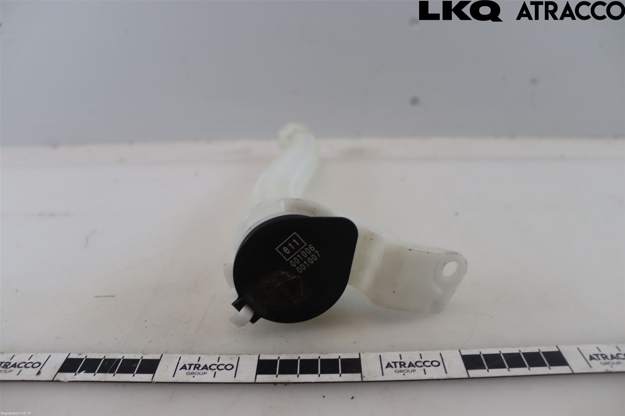 Toyota RAV4 13-18 Påfyllingsrør For Vasketank