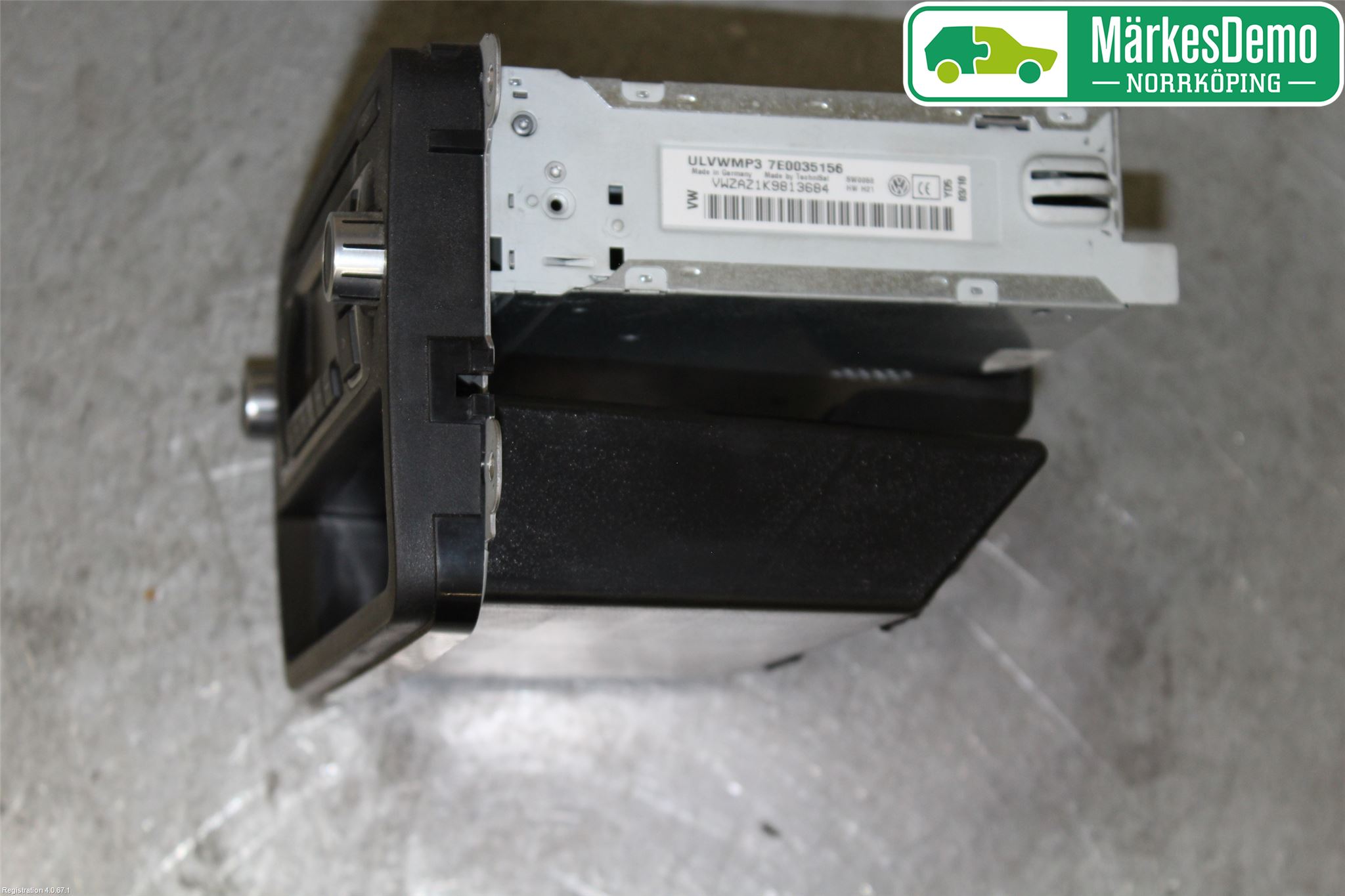 Volkswagen VW TRANSP/CARAVELLE (T5) 04-15 Stereo Radio Med Cd