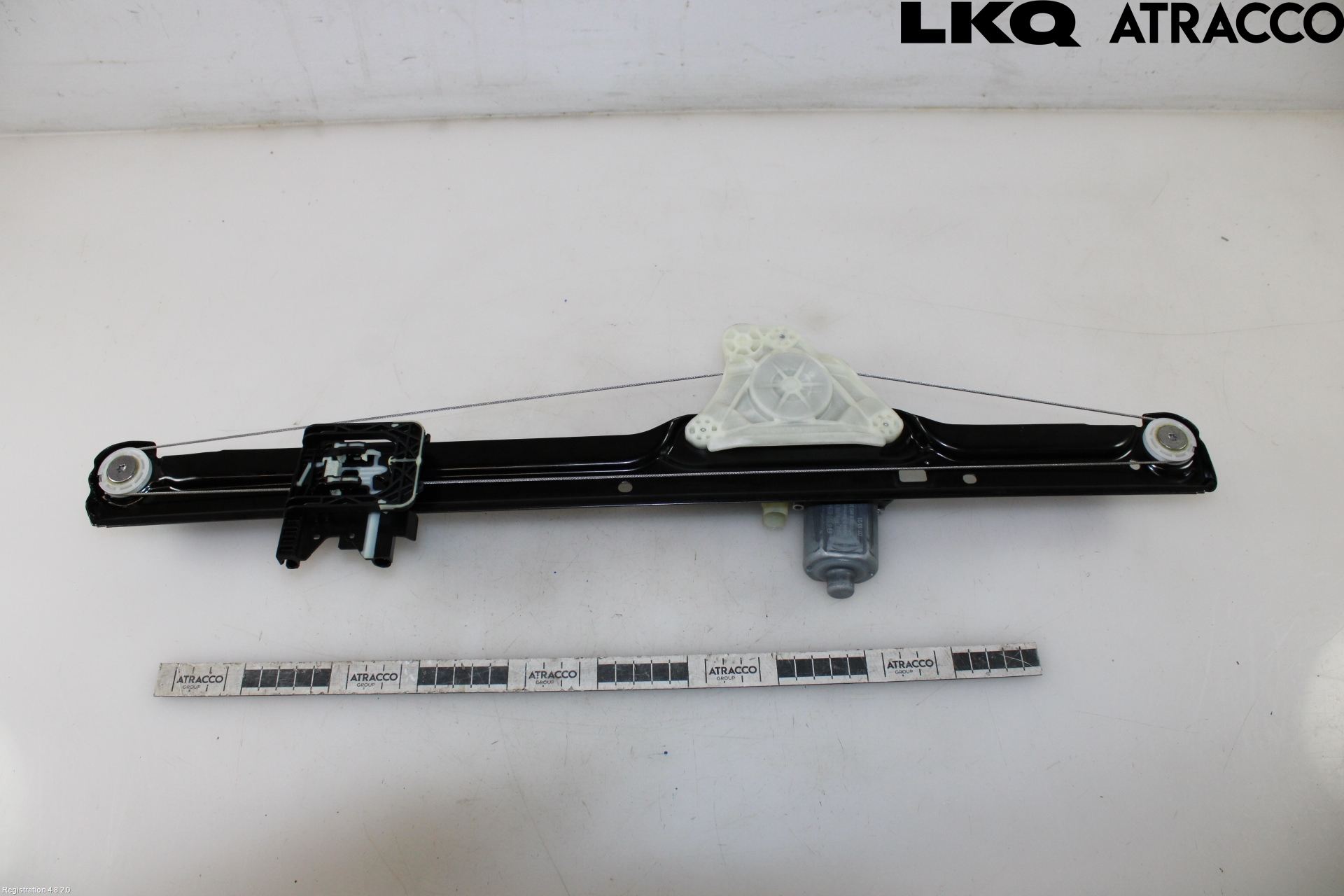 Volkswagen VW TRANSP/CARAVELLE (T7) 22-24 Vindusheis El Komp