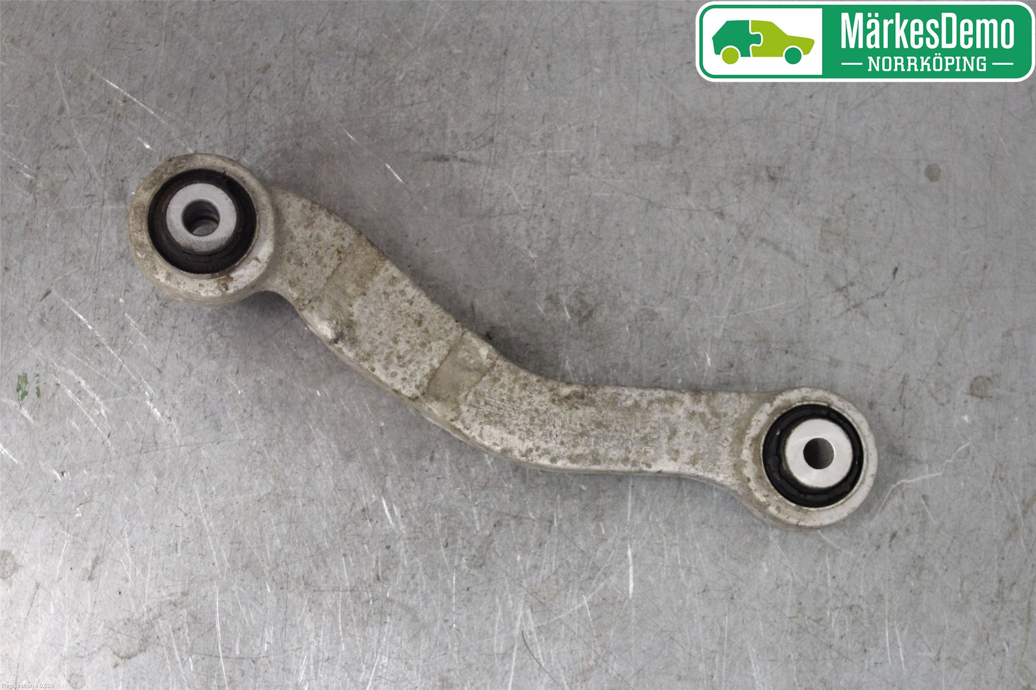 BMW 5 F10/F11/F18 09-17 Bærearm Bak Venstre Øvre