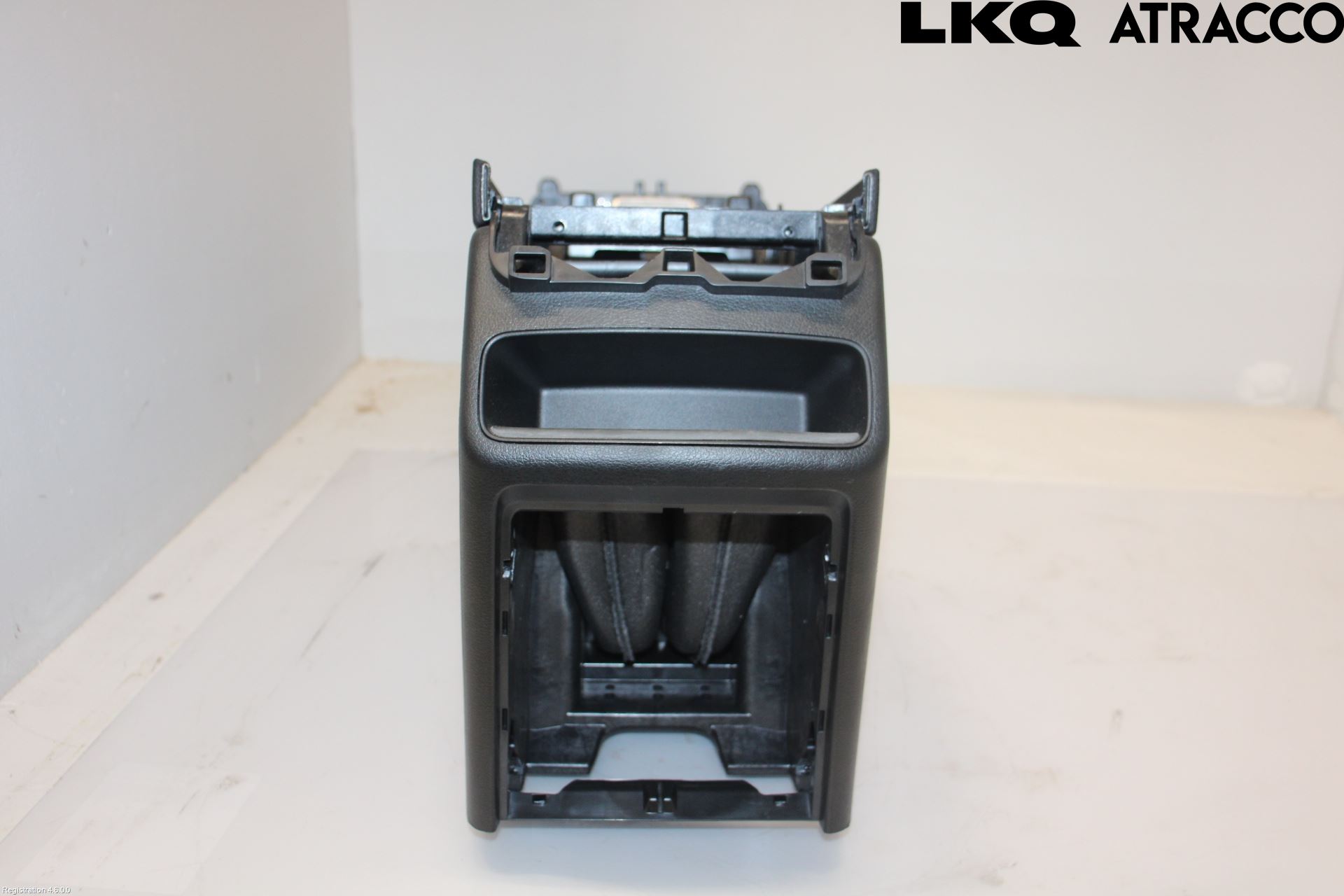 Mercedes-Benz MB GLE-KLASS (W167/V167/C167) 19- Instrumentkonsoll Midt
