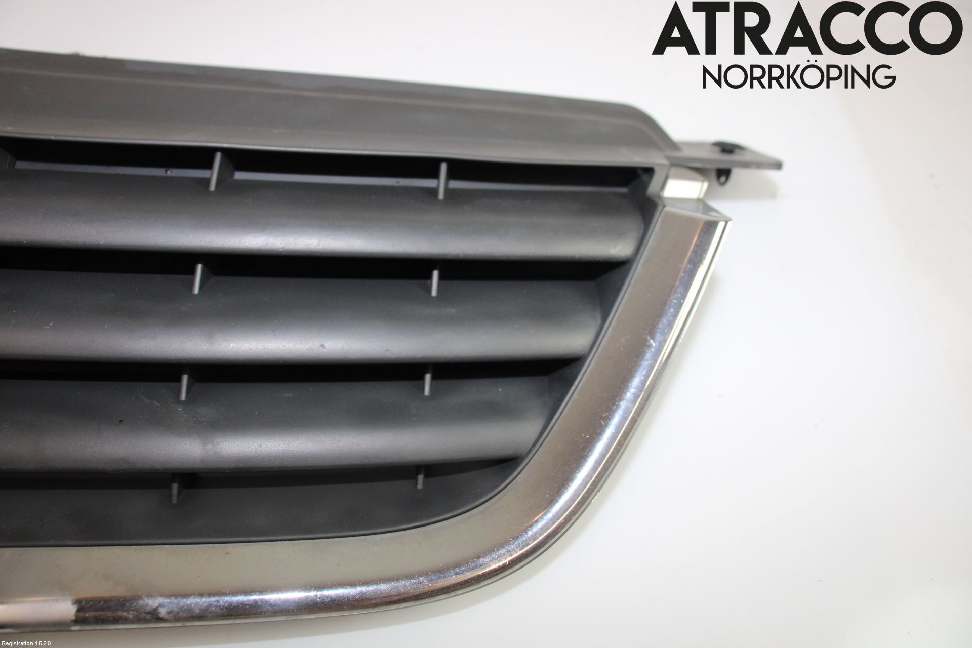 Ford KUGA 08-12 Grill Komplett