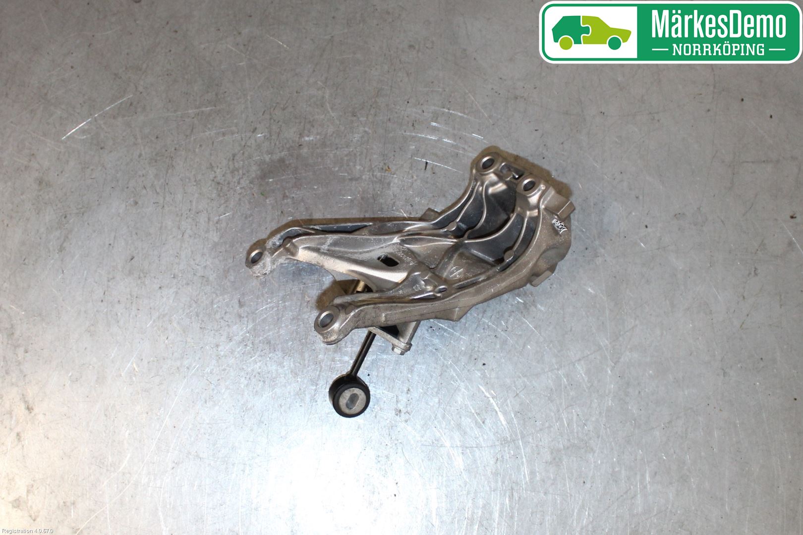 Audi A6 F2/C8 19- Motor Feste Stål-Alu