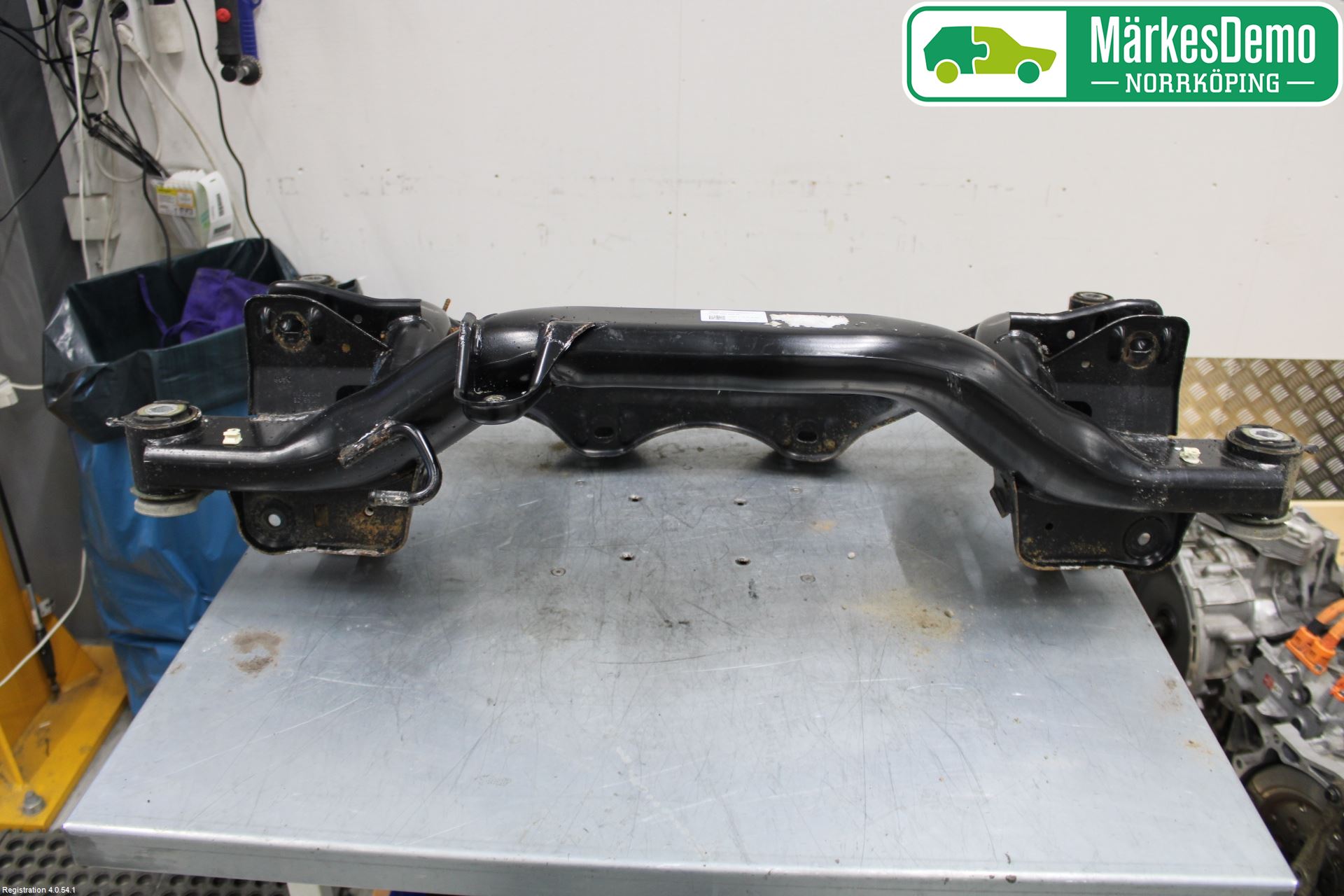 Volkswagen VW PASSAT 15-19 Bakaksel Feste Travers-Ramme