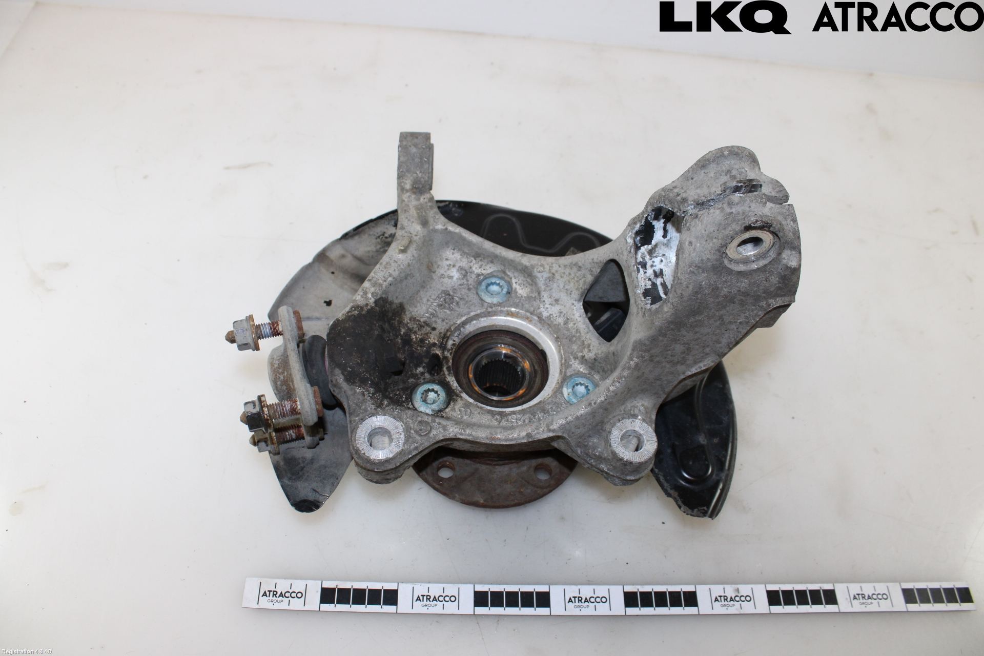 Volkswagen VW PASSAT 15-19 Spindel Hf