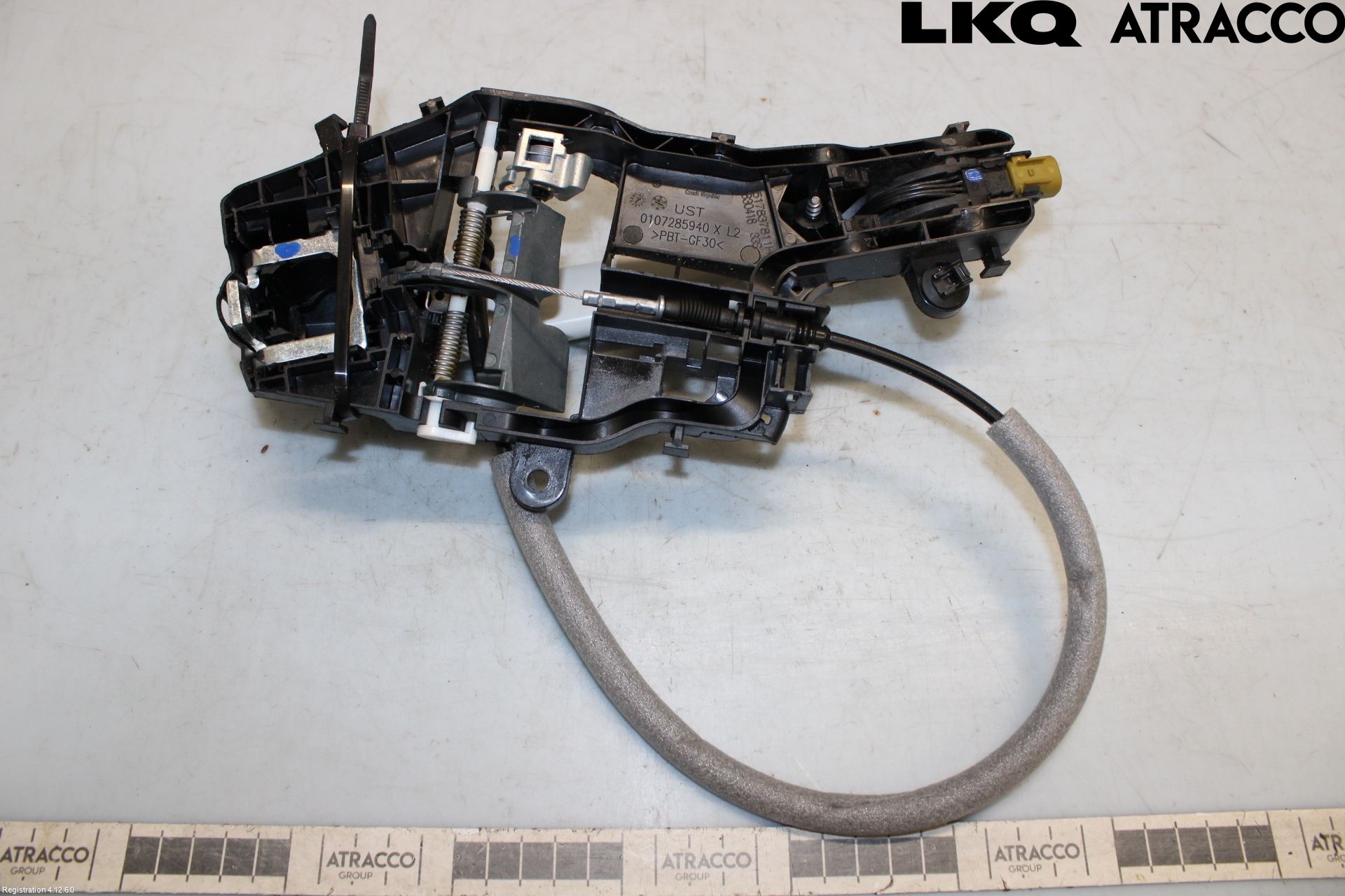Volkswagen VW PASSAT 15-19 Dørhandtak Ytre Venstre