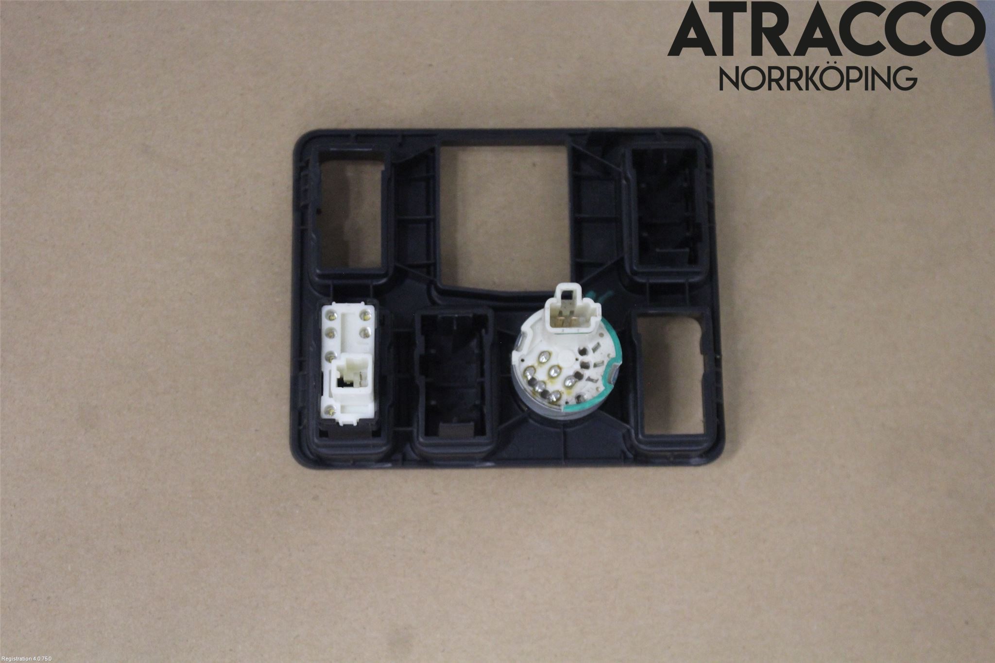 Toyota HILUX 05-16 Bryter Dashbord Lys Dimming