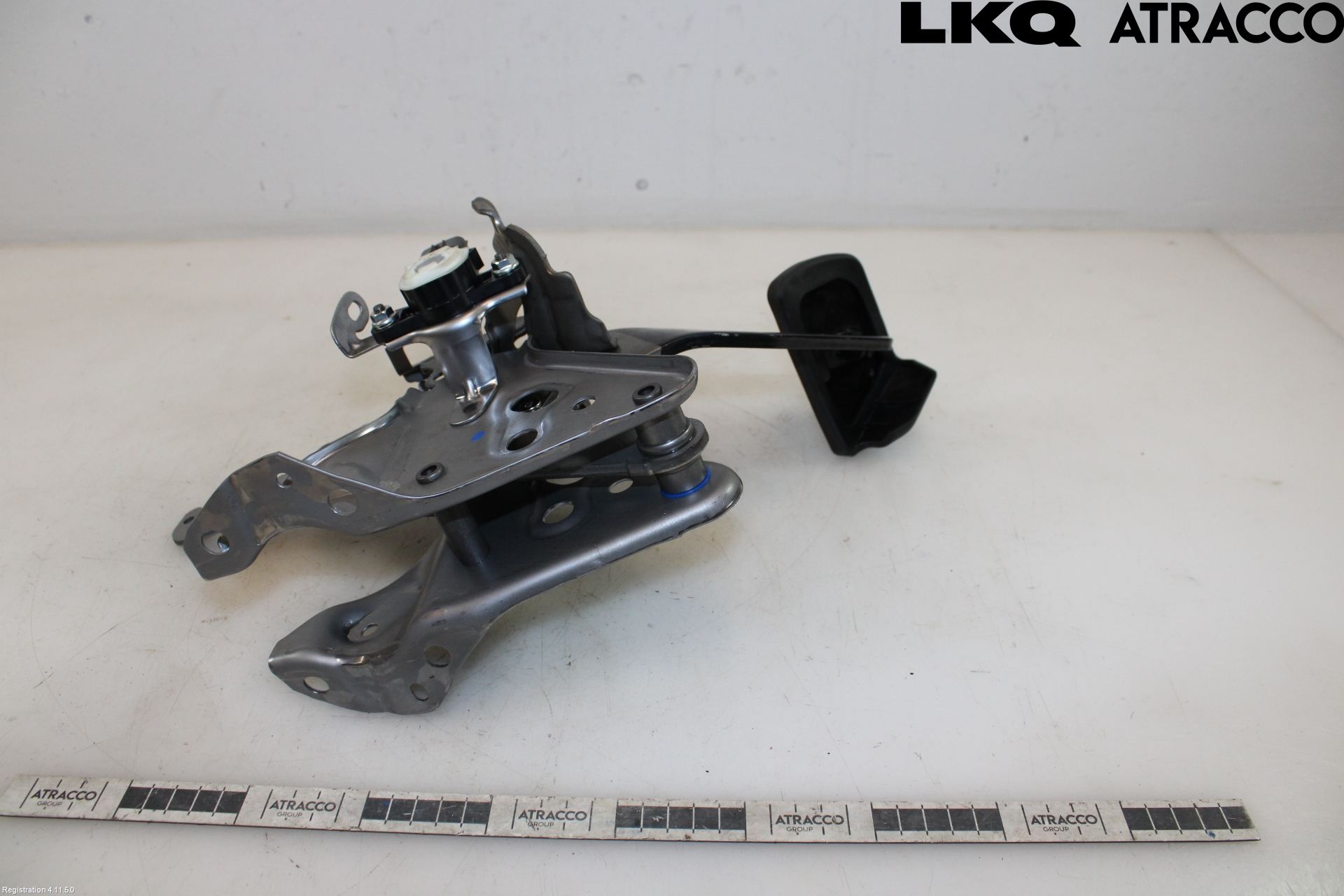 Toyota RAV4 19- Bremsepedal