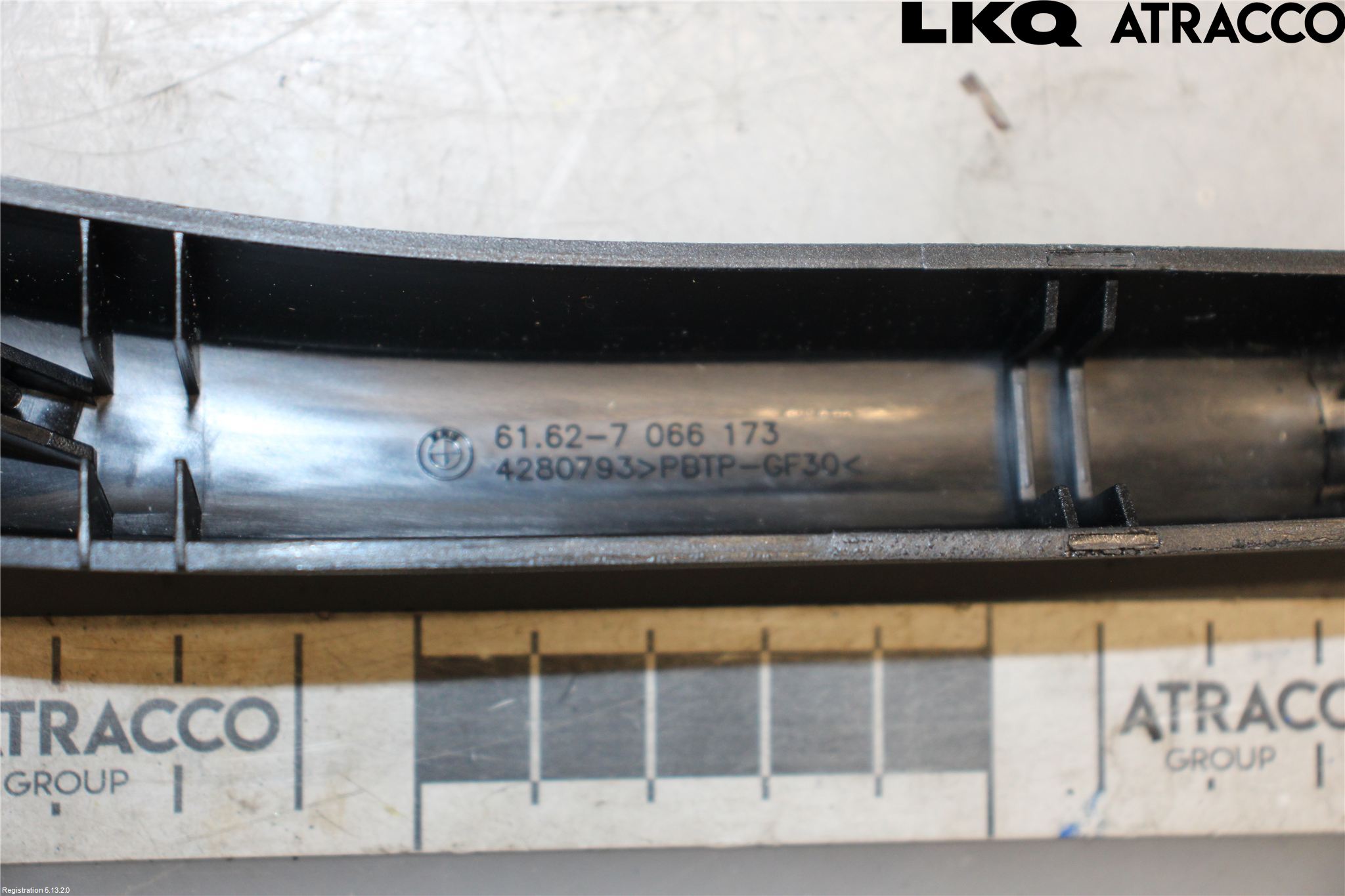 BMW 5 E60/61 Sed/Tou 02-10 Viskerarm Bakrute