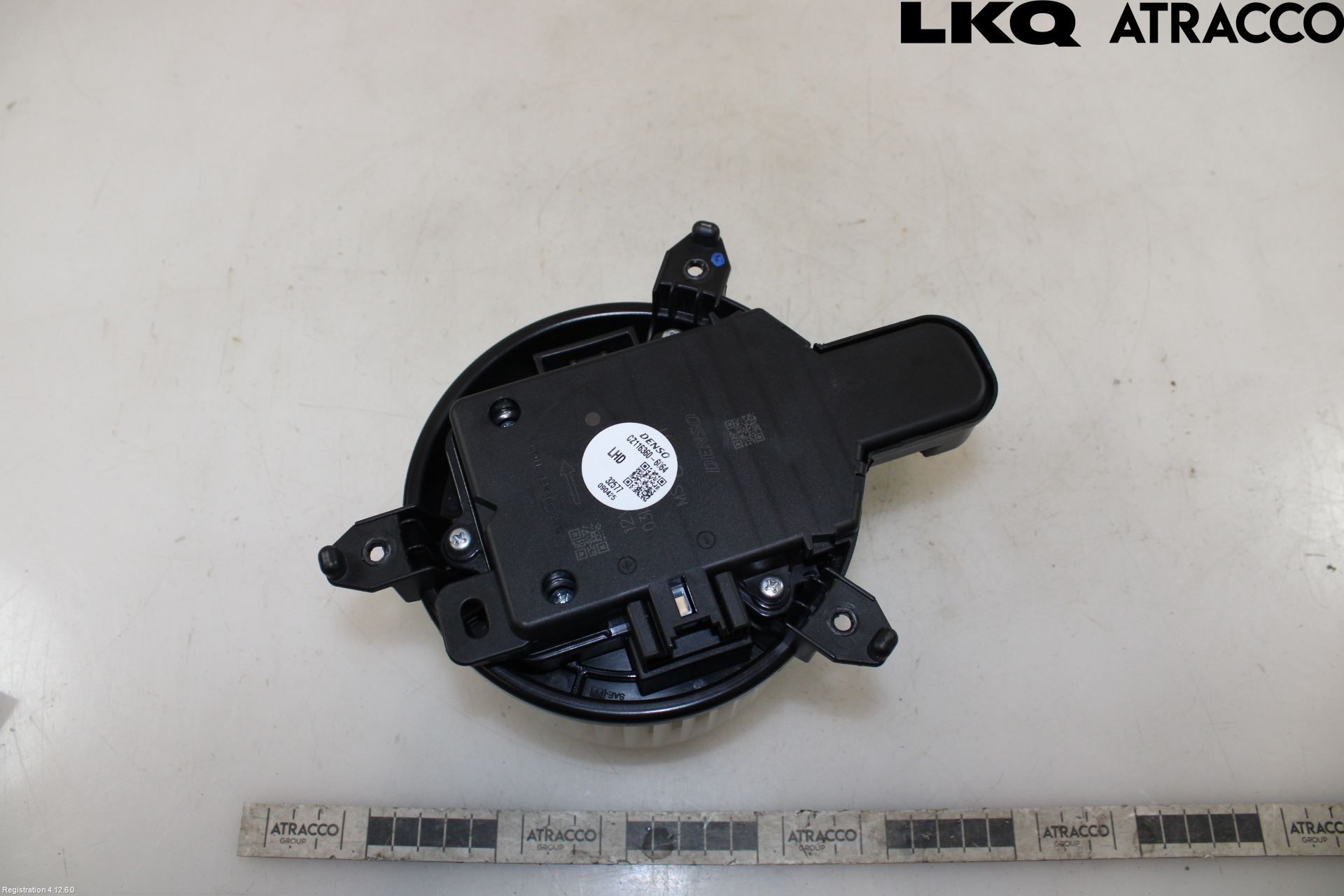 Toyota YARIS CROSS XP21 21- Varmeapparat Viftemotor