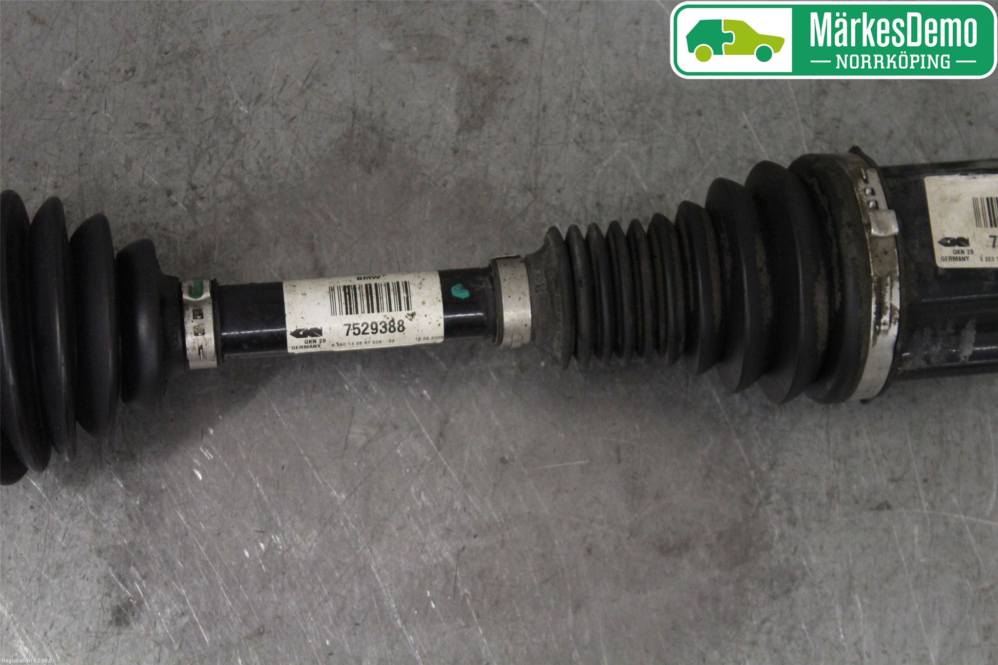 BMW 3 E90/91 SED/TOU 05-12 Drivaksel Foran Kompl Venstre