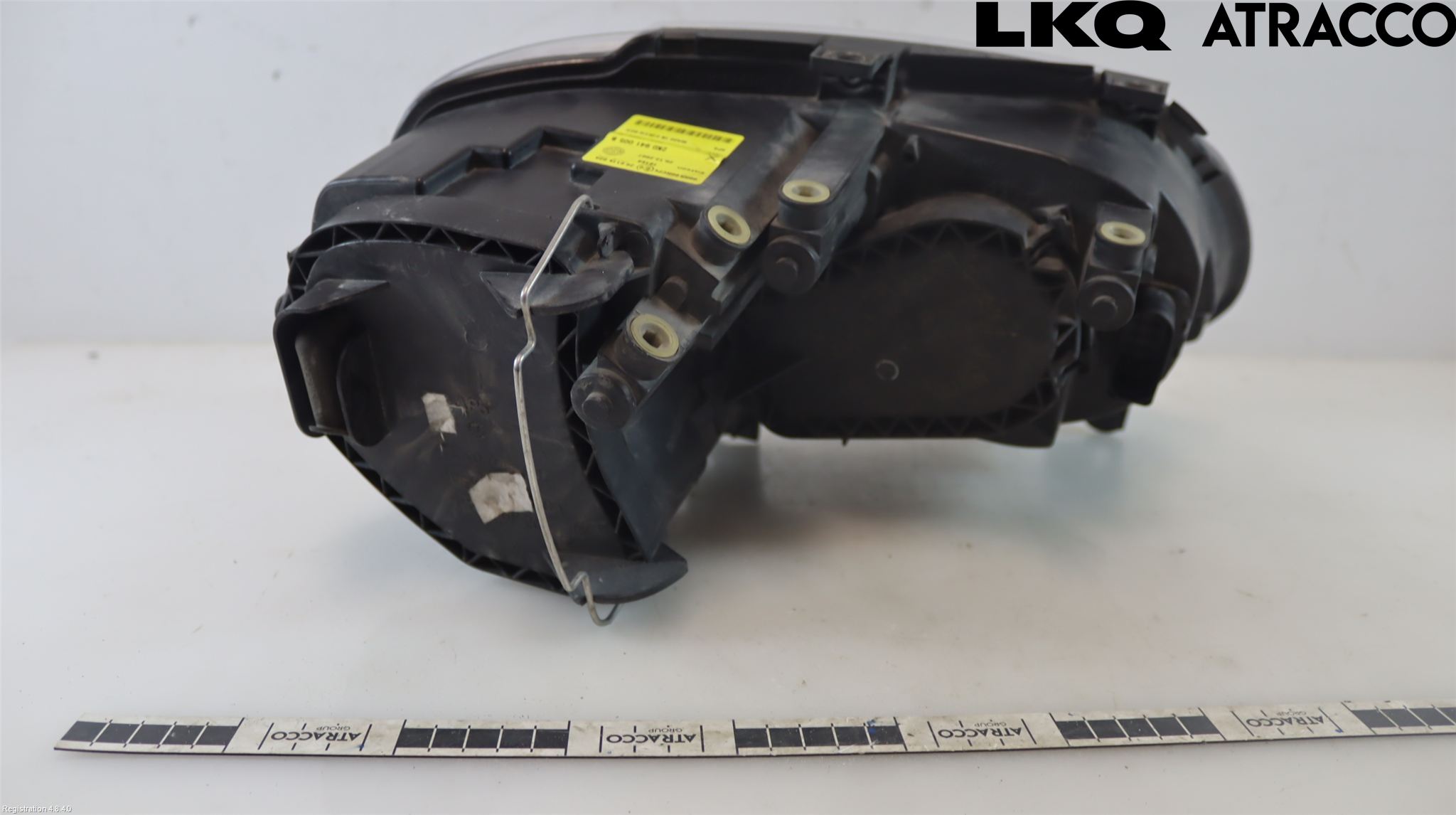 Volkswagen VW CADDY      04-10 Frontlykt Venstre