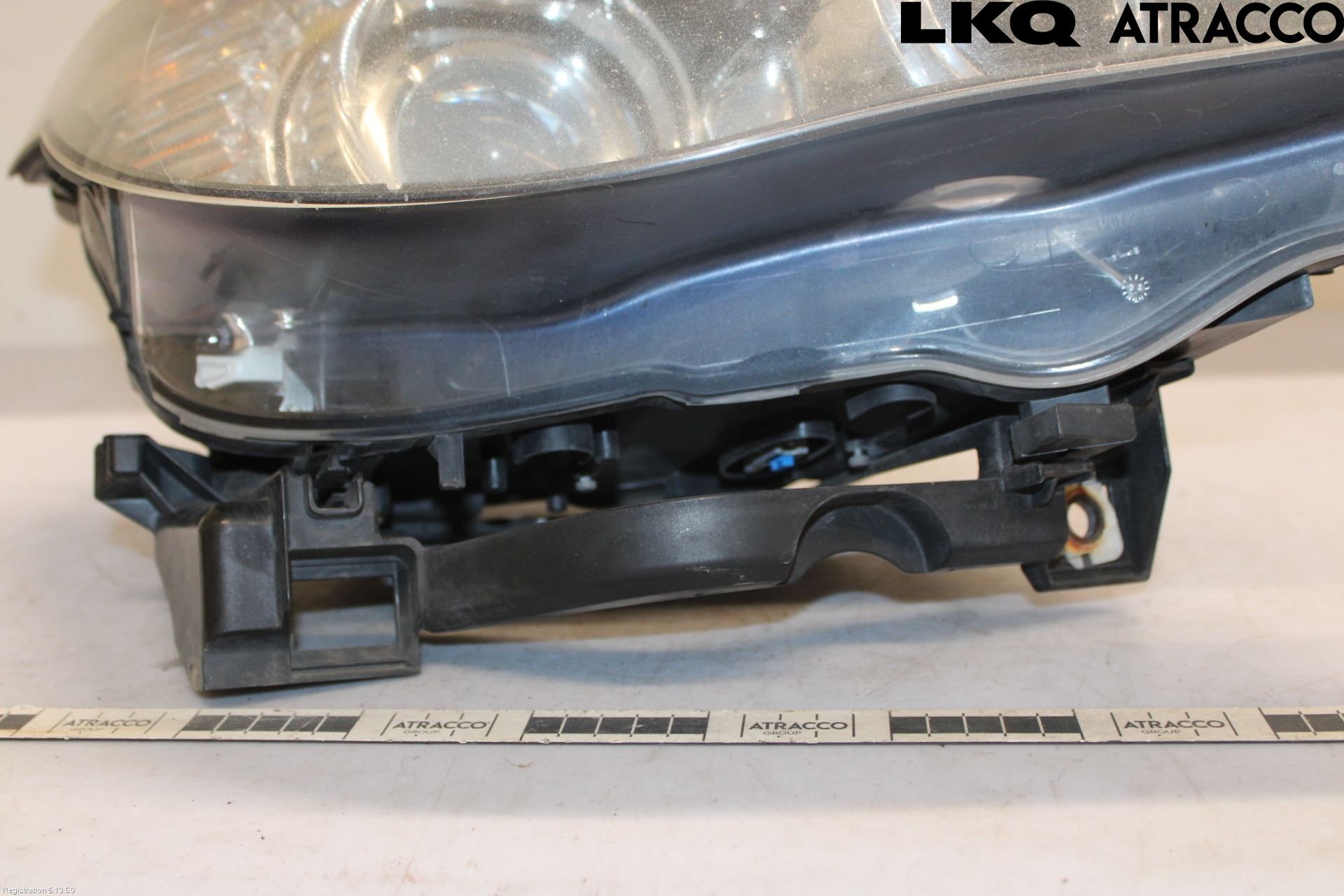BMW 5 E60/61 Sed/Tou 02-10 Frontlykt Høyre