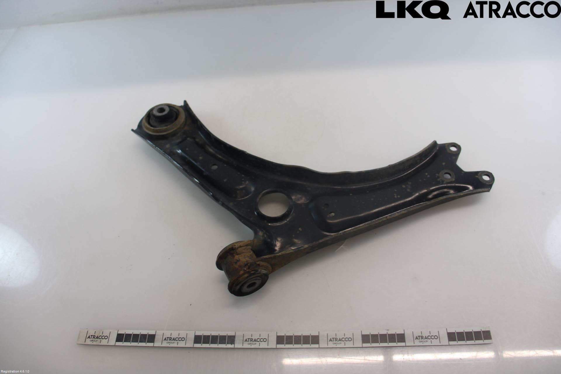 Volkswagen VW CADDY 11-15 Bærearm Foran Høyre Nedre