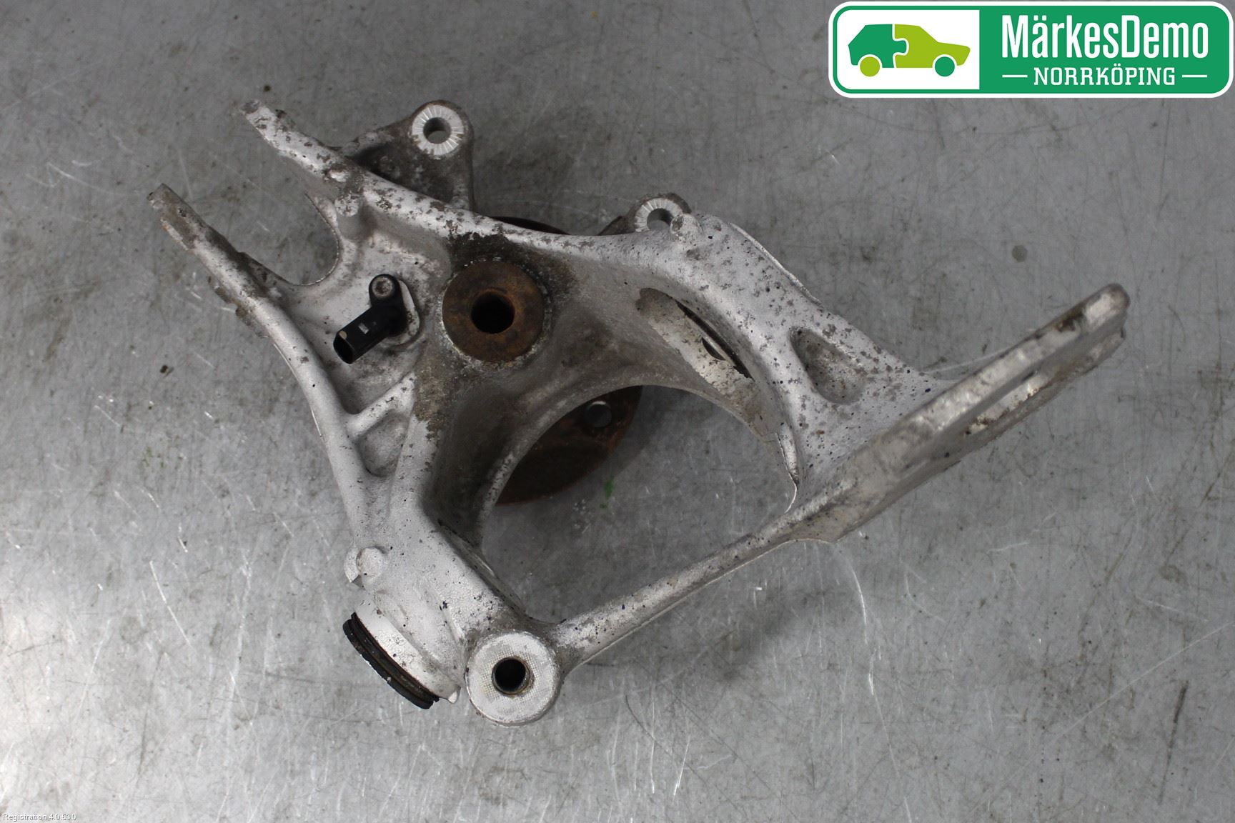 Audi A6/S6 4G 11-18 Spindel Vb