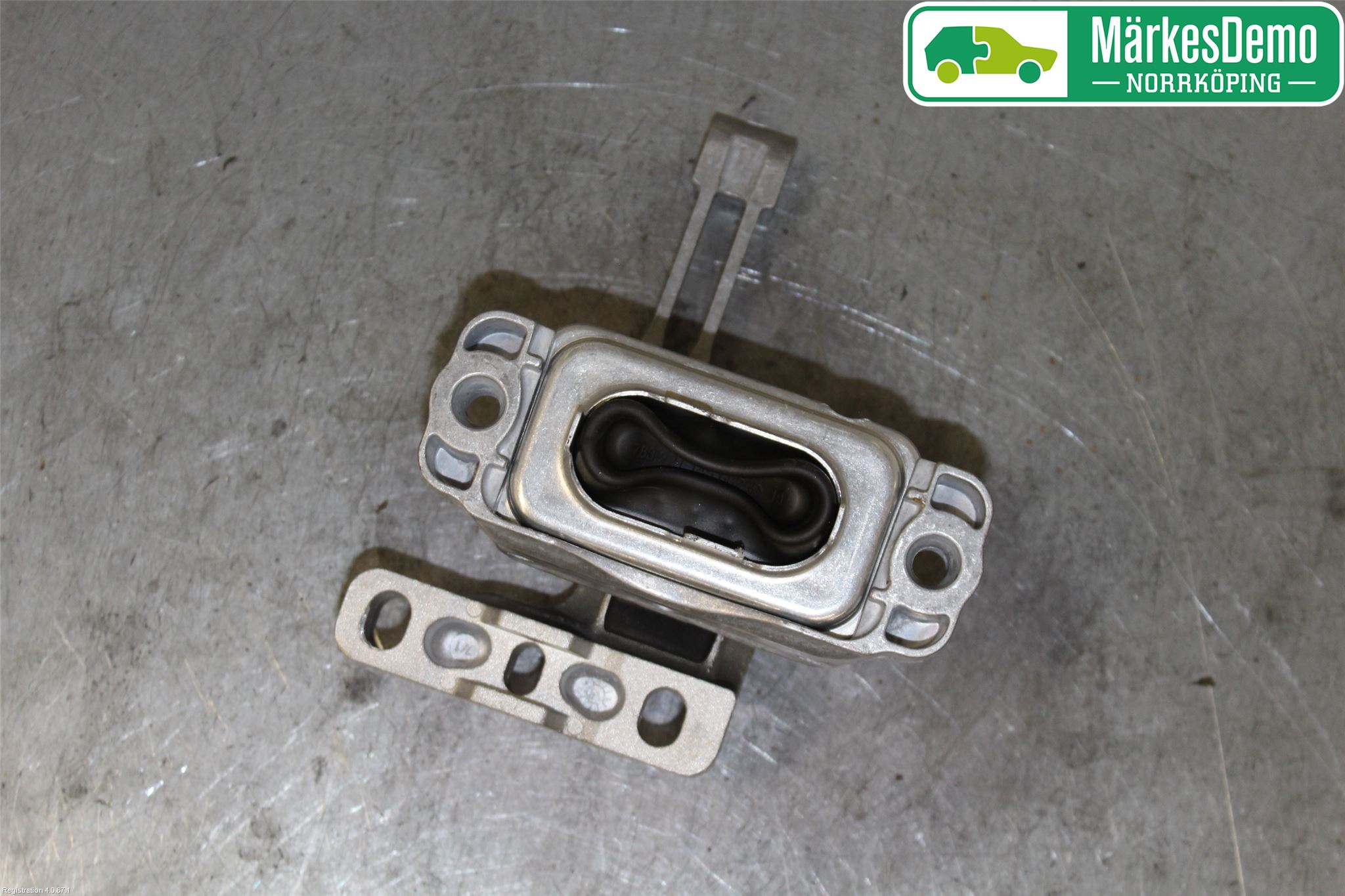 Volkswagen VW GOLF / E-GOLF VII 13-20 Motor Feste Stål-Alu
