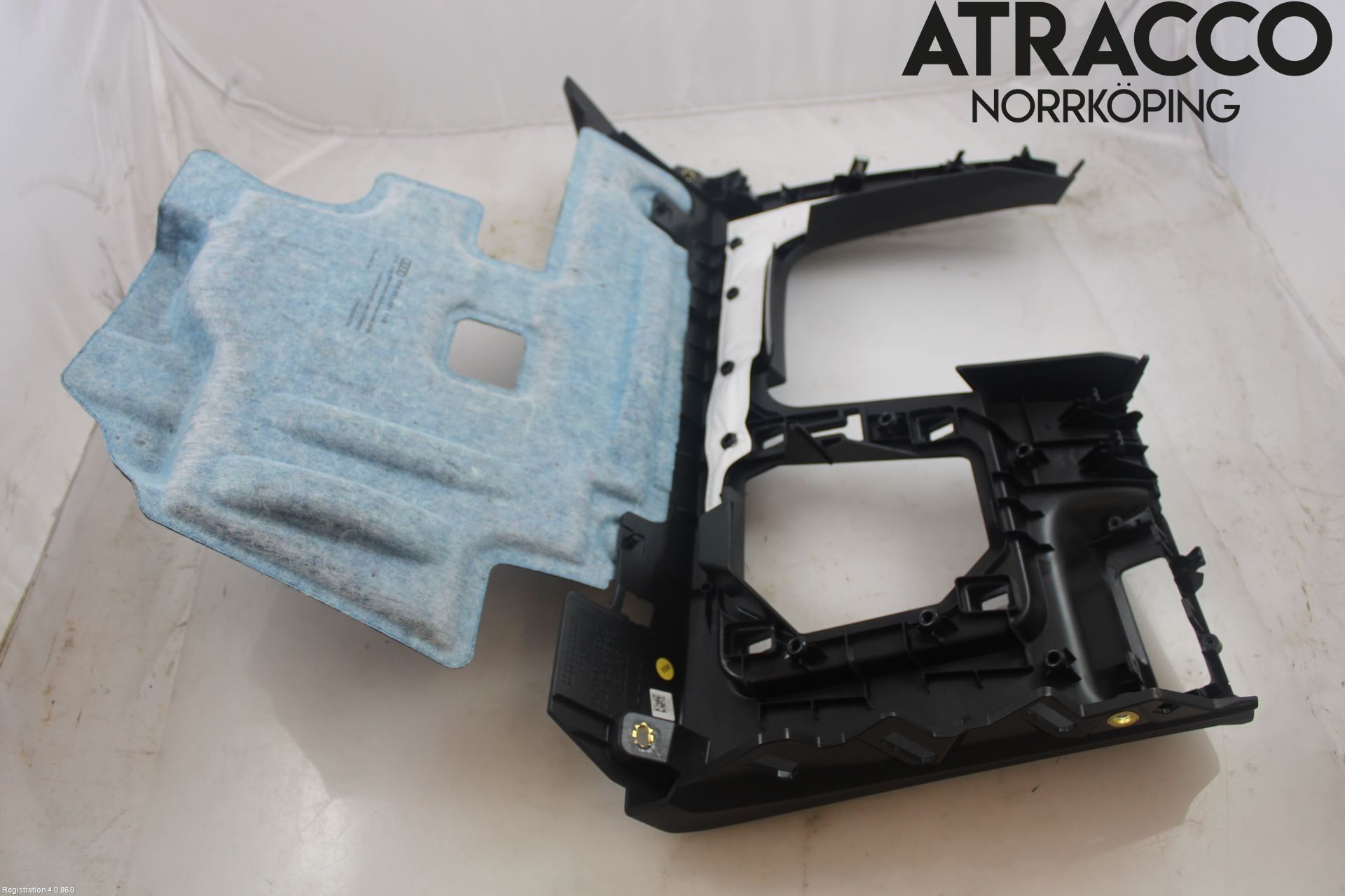 Audi Q4 E-TRON FZ 22- Innr Dashbord Sparkeplate