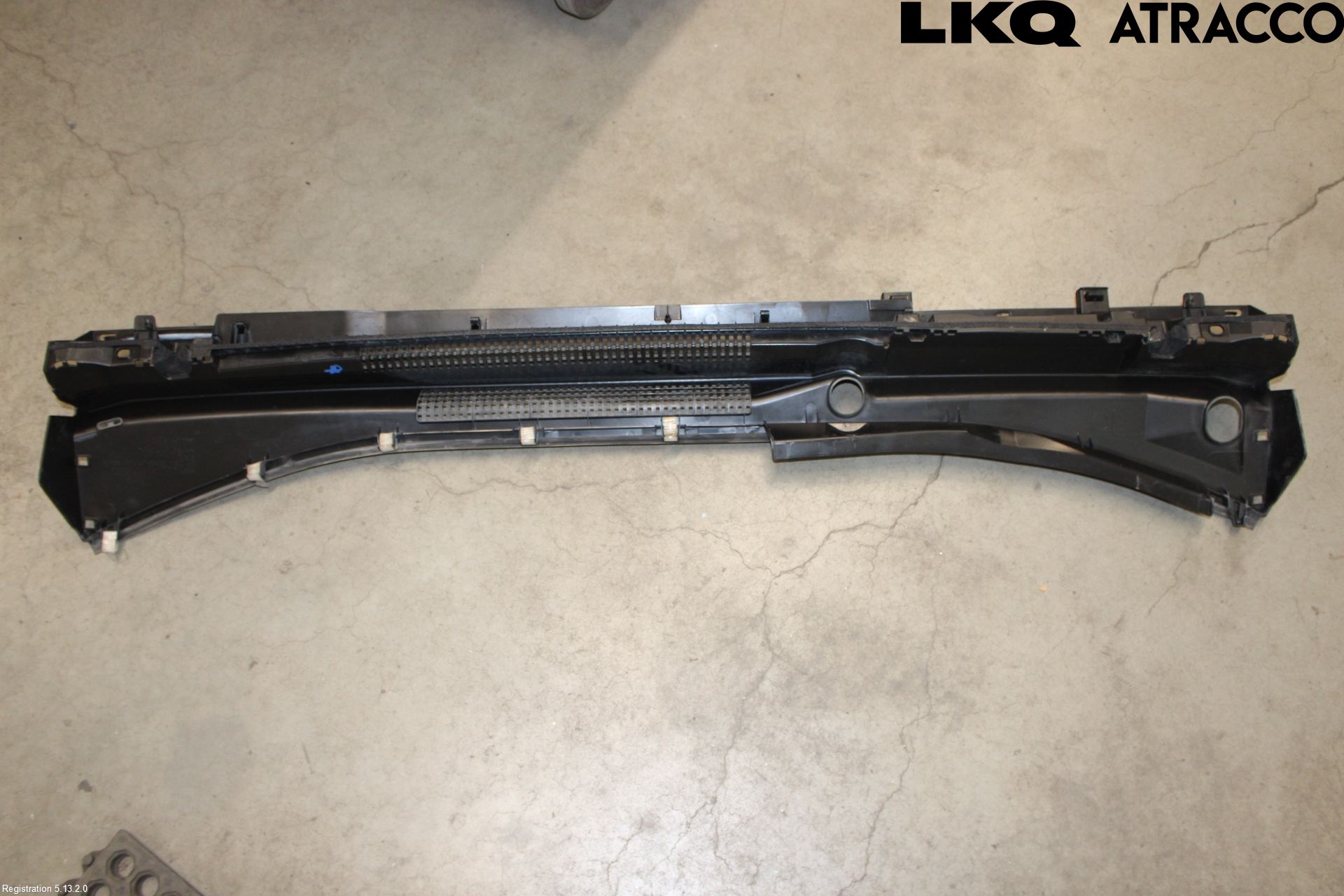 Lexus NX 340h/450h+ 21- Visker Deksel-Grill-Under Frr