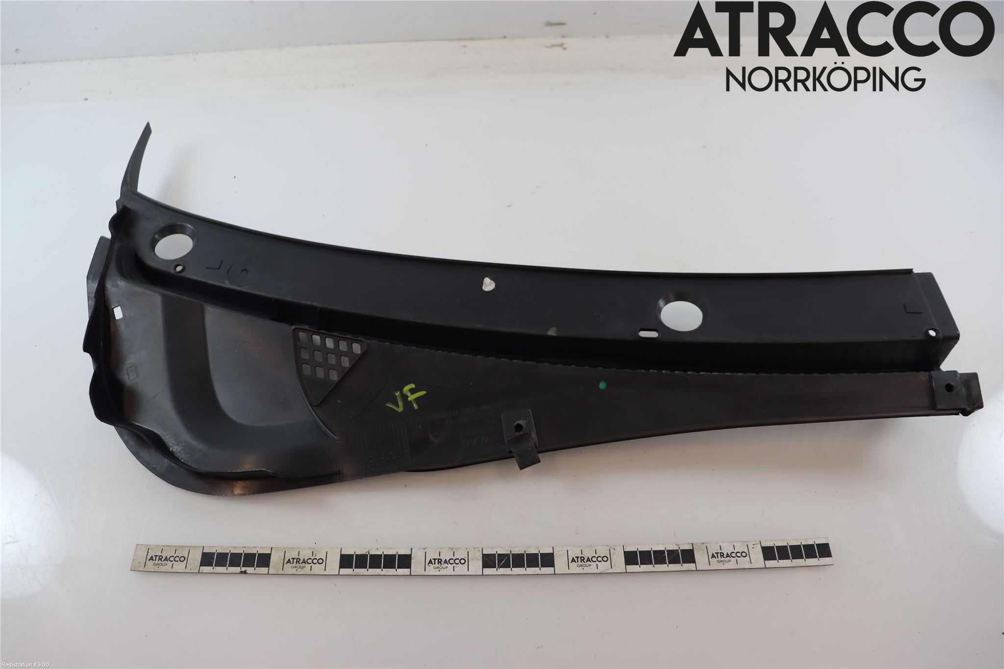 Volkswagen VW POLO VI 18->> Visker Deksel-Grill-Under Frr