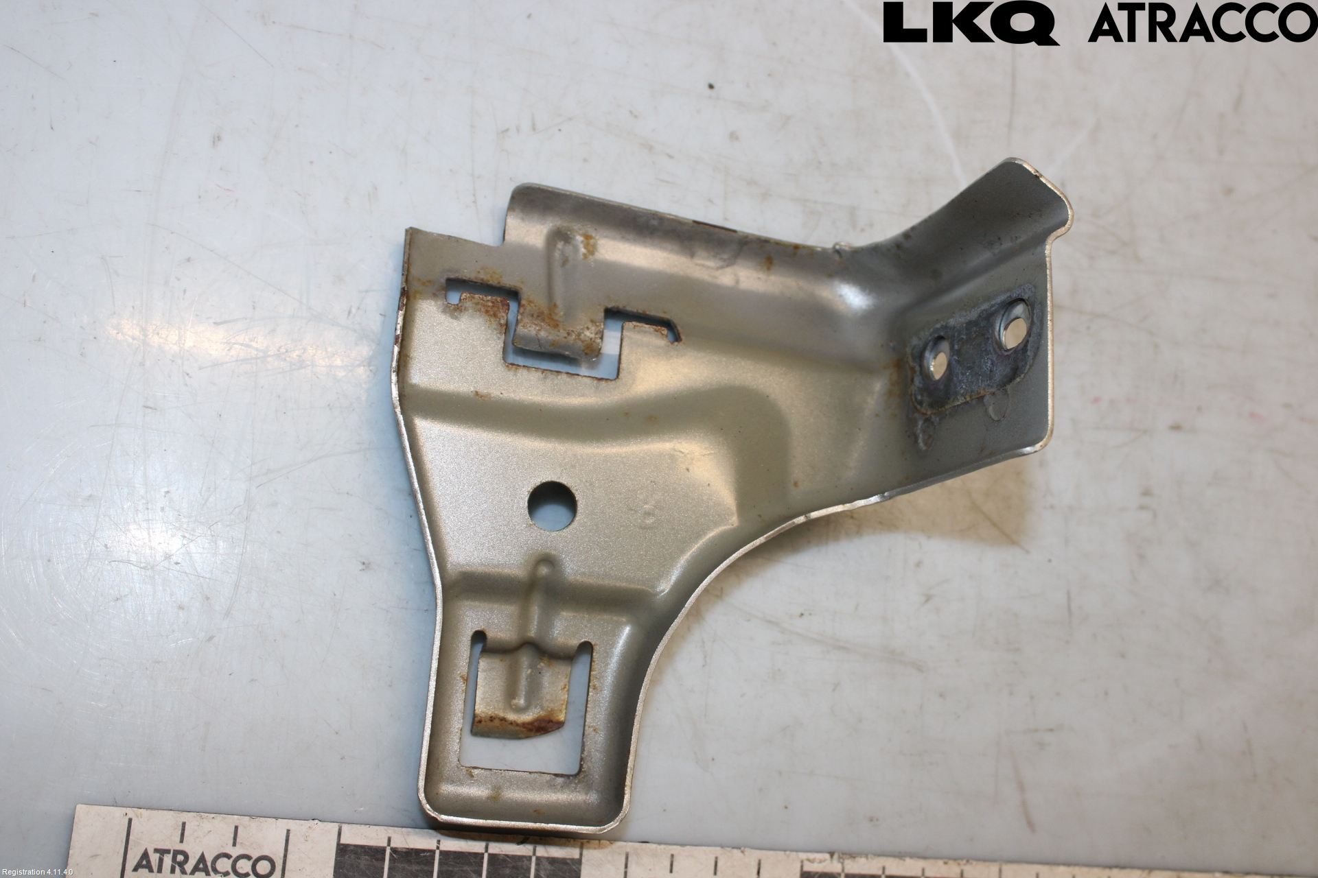 Toyota COROLLA 02-07 Fenderfeste Foran Høy