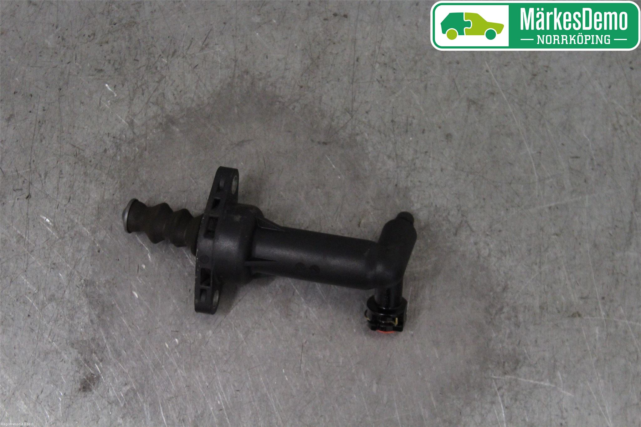 Volkswagen VW CADDY      04-10 Clutch Sylinder Slave