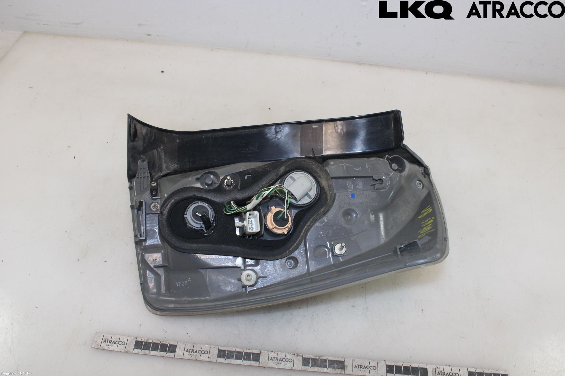 Toyota PRIUS ZVW30 09-20 Baklykt Venstre