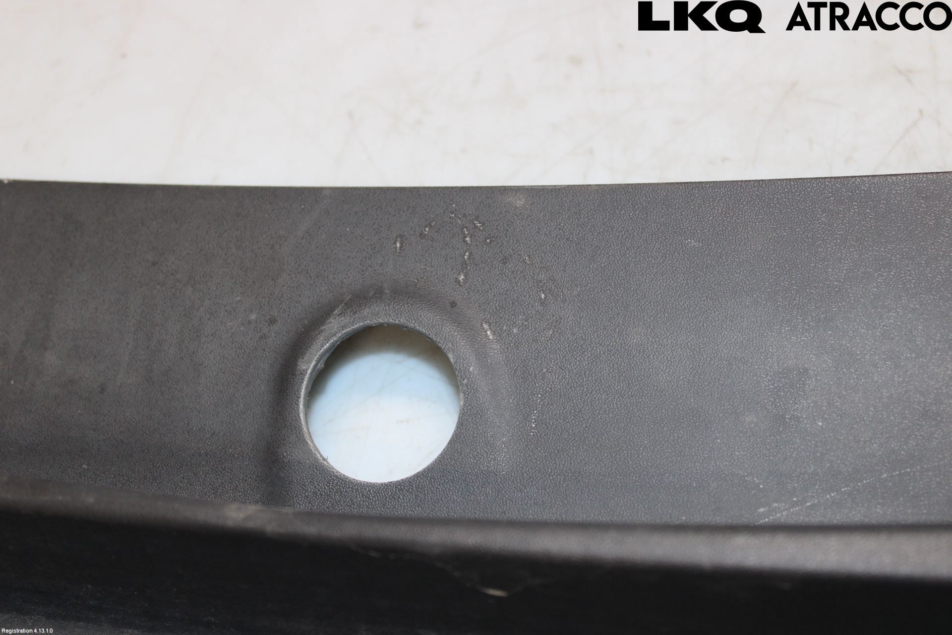Skoda SUPERB 09-15 Visker Deksel-Grill-Under Frr