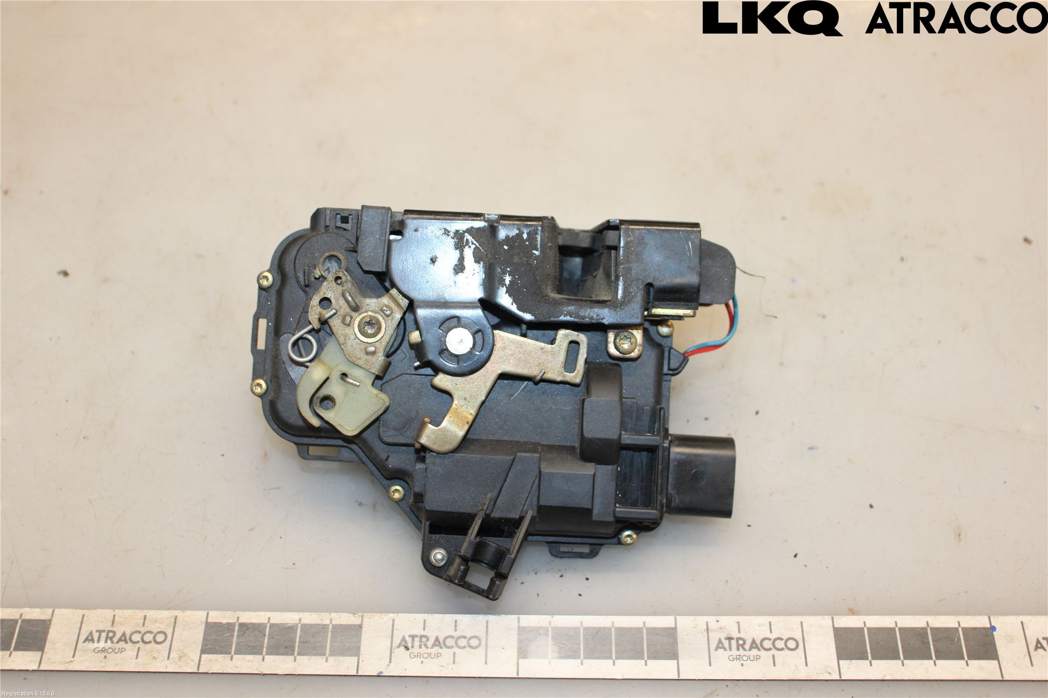 Volkswagen VW BEETLE 98-10 Dørlås - Låsekasse