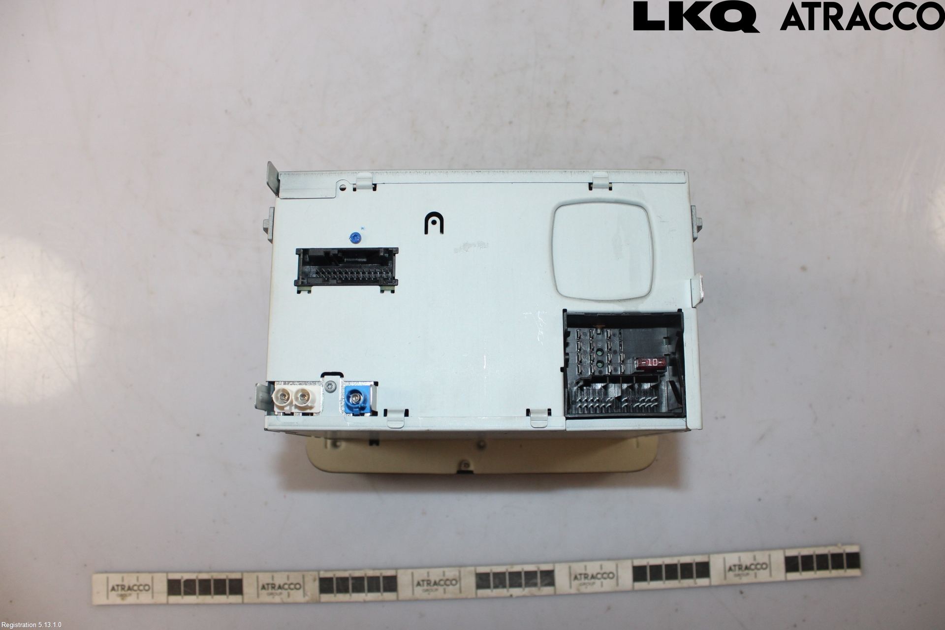 Volkswagen VW AMAROK 2H 10-22 Stereo Radio Med Cd