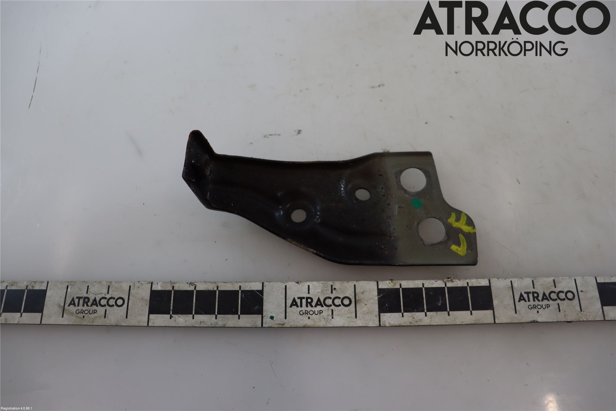 Hyundai i30 FD 07-12 Frontskjermfeste Venstre