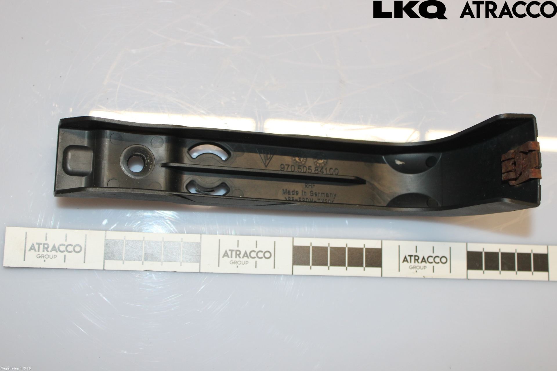 Porsche PANAMERA 09- Støtfangerfeste Bak Høyre