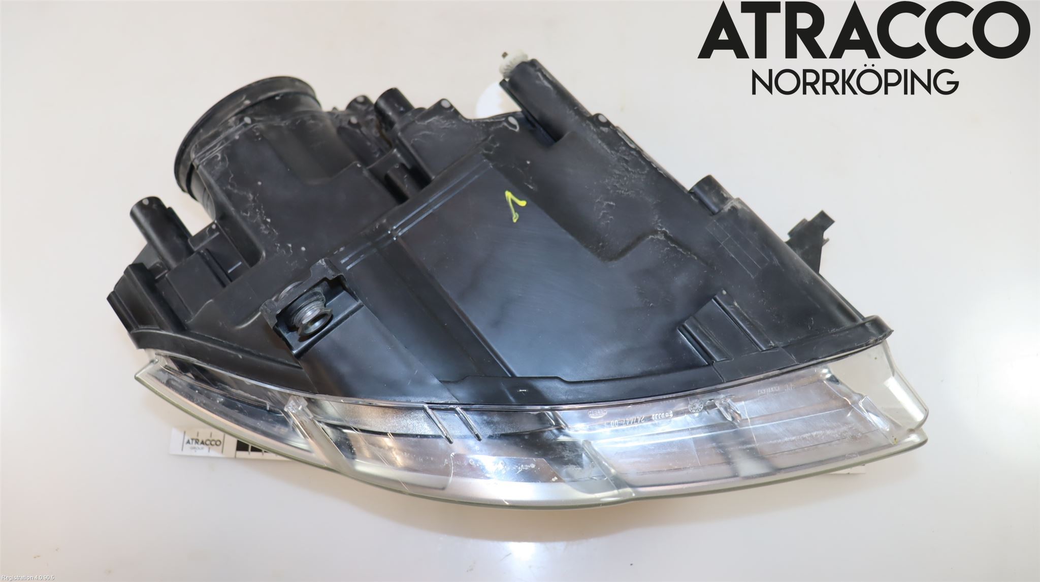 Volkswagen VW PASSAT 05-11 Frontlykt Venstre