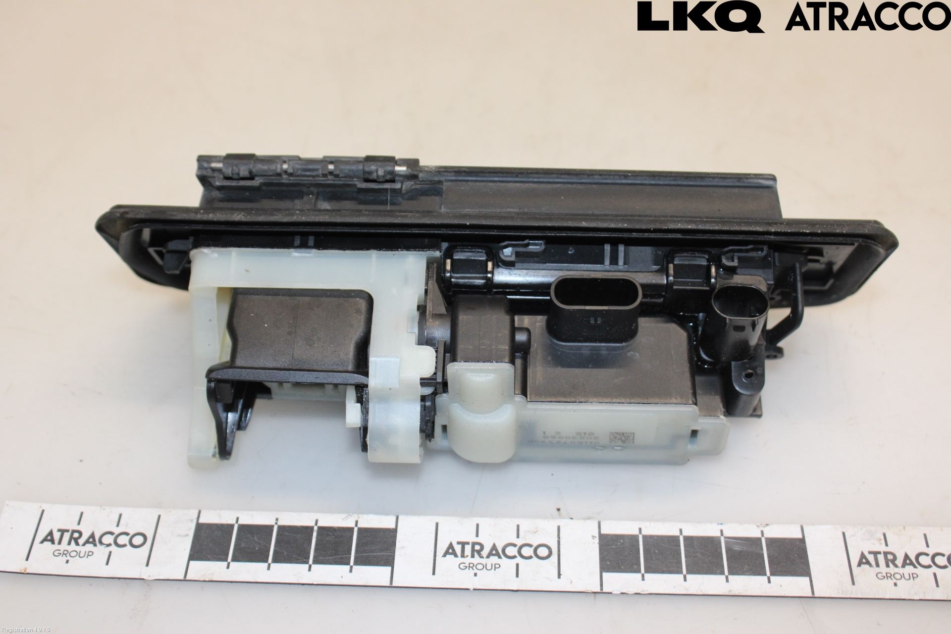 Mercedes-Benz MB E-KLASS (W213) 16-23 Bakluke Handtak Ytre