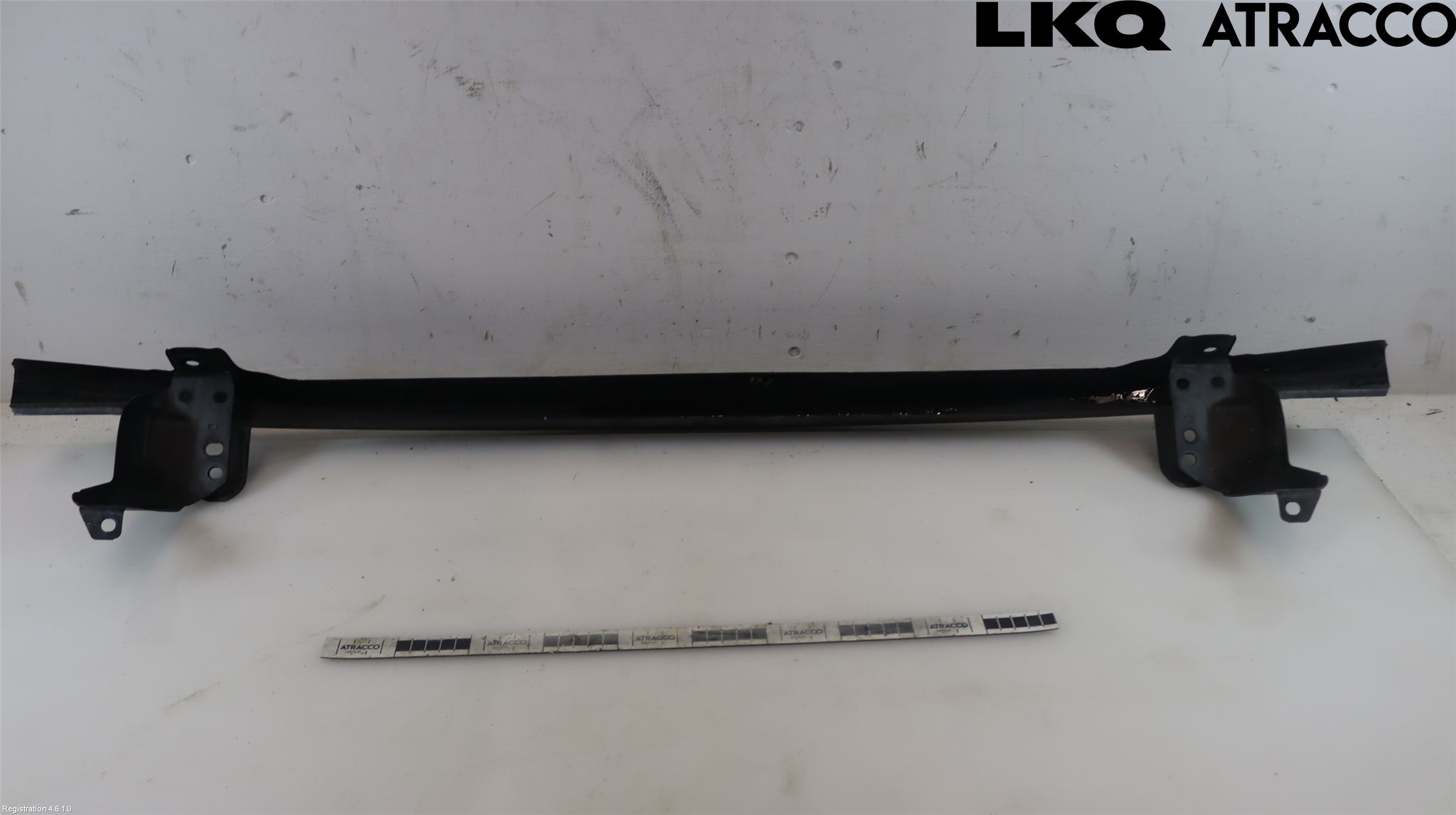 Volkswagen VW GOLF V 04-09 Støtfanger Foran Bjelke