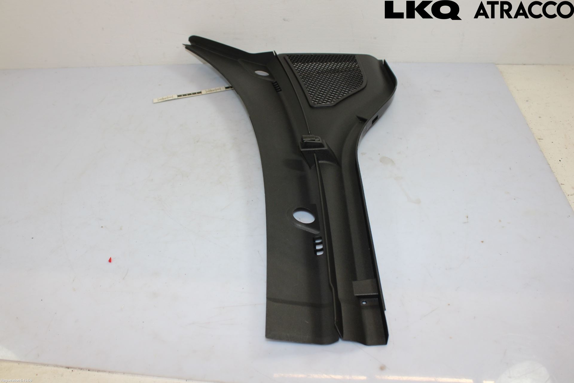 Skoda OCTAVIA (NX) 20- Visker Deksel-Grill-Under Frr