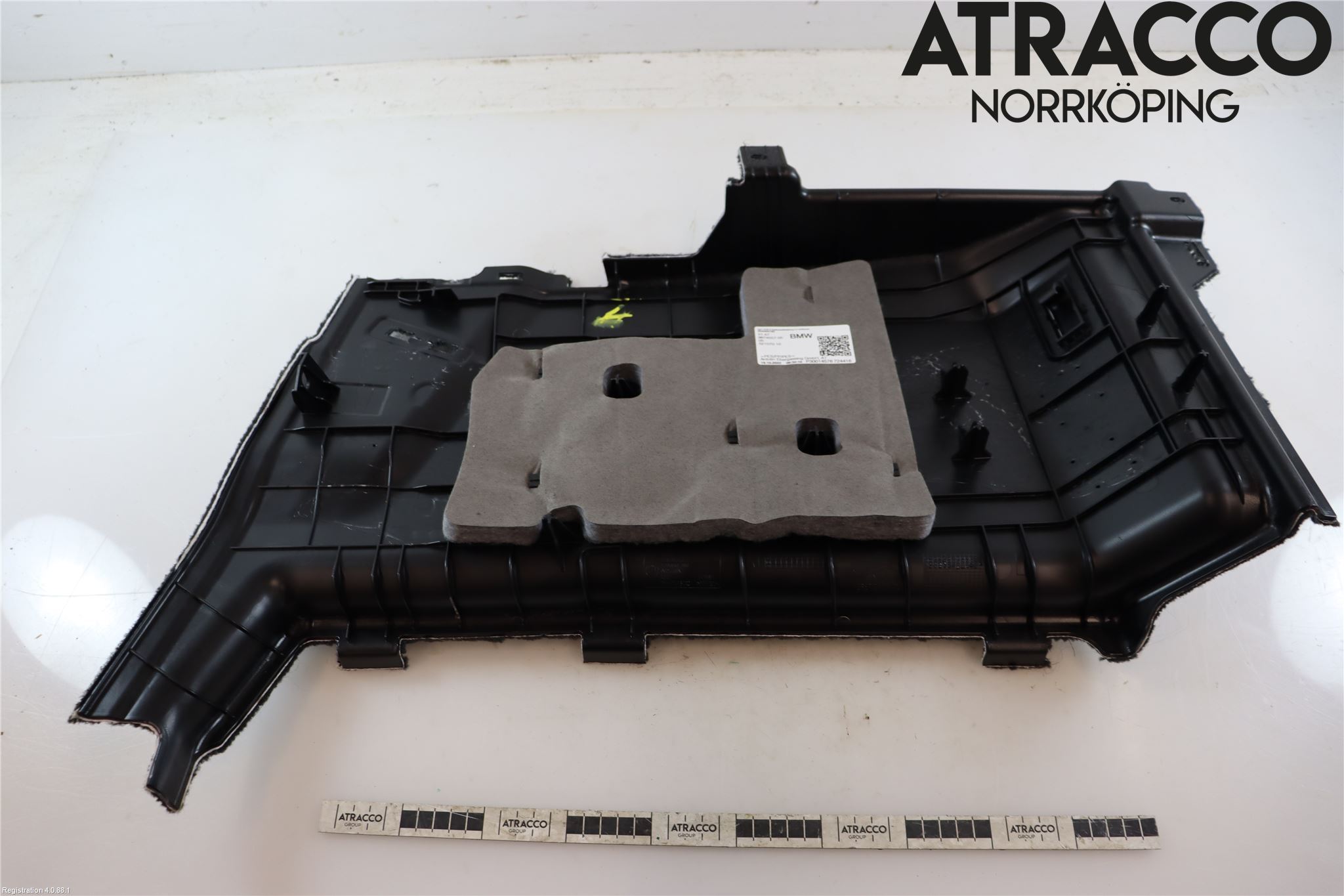 BMW 5 G30/G31/F90 17-23 Innr Sidetrekk-Deksel
